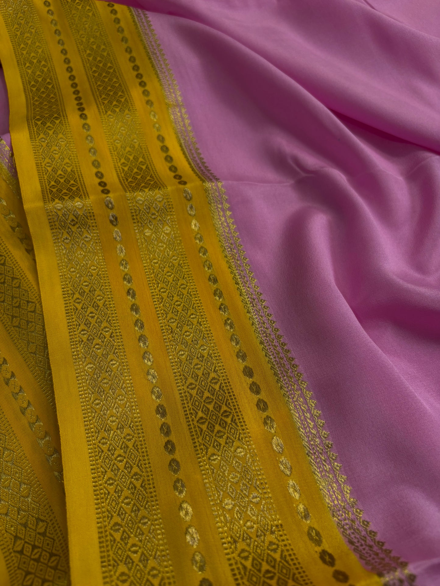 Sumana (2D) : Baby pink-yellow