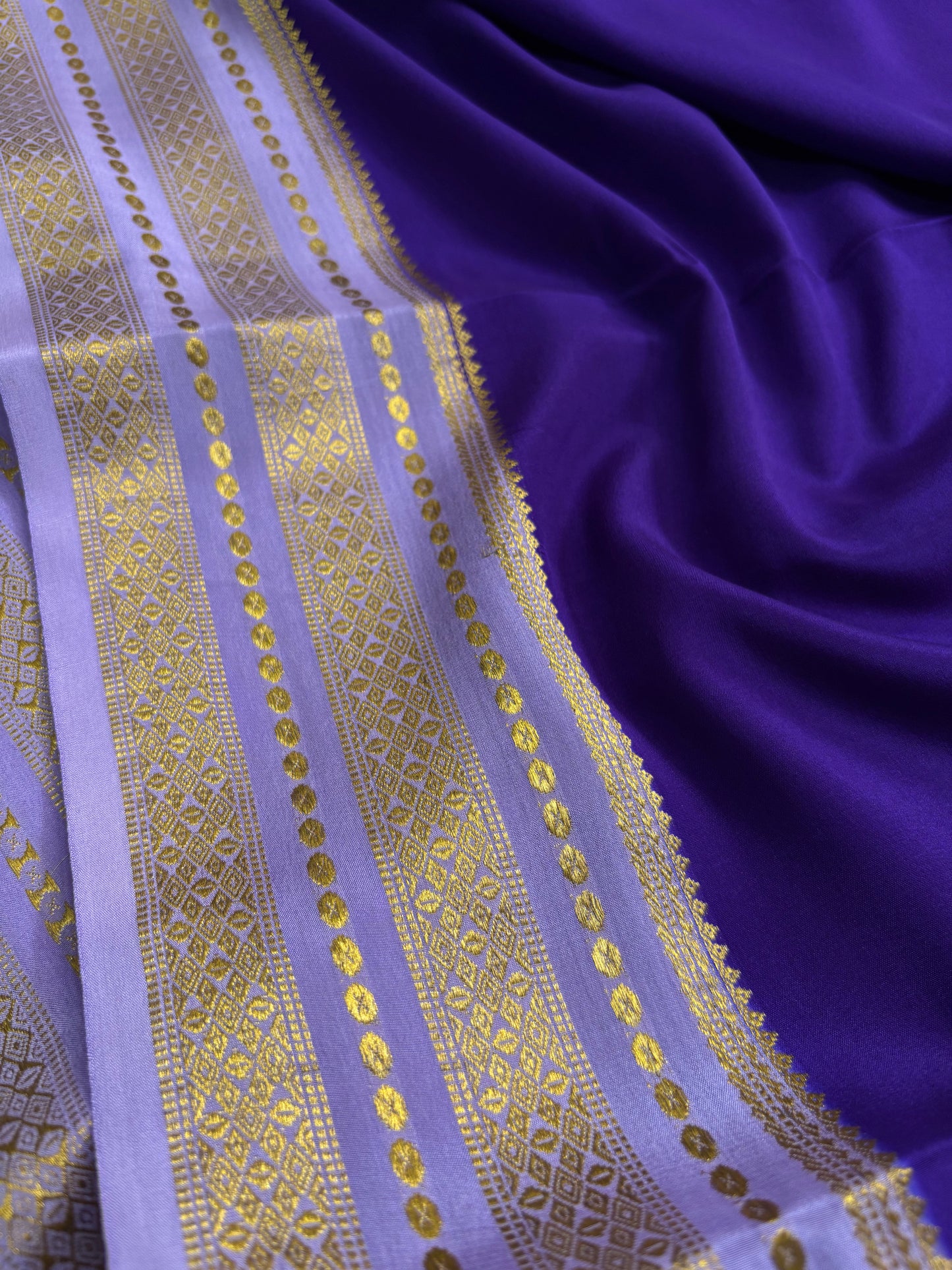 Sumana (2D) : Violet blue-lavender