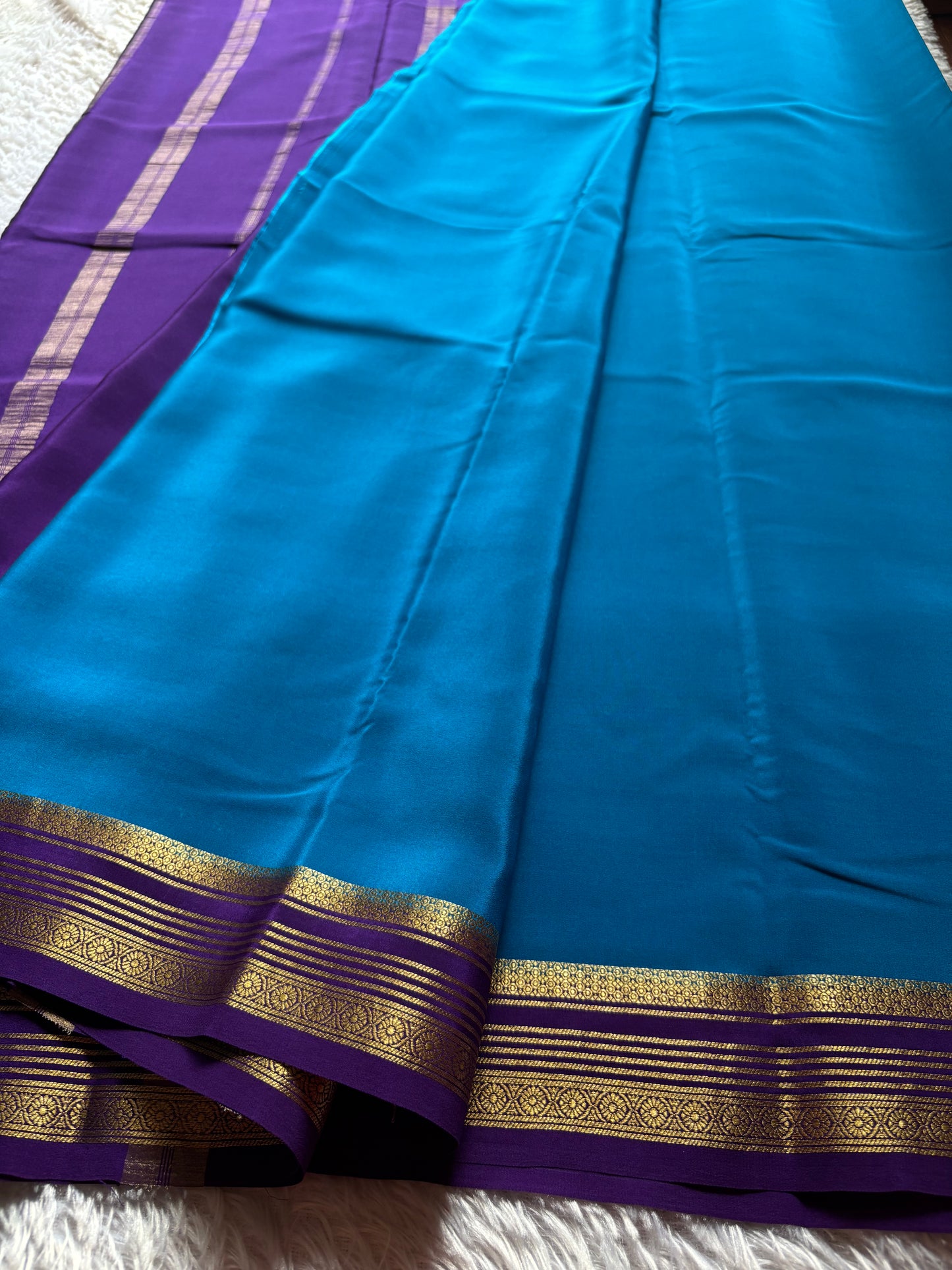 Bhoomi (2D) : Dark ananda blue-violet