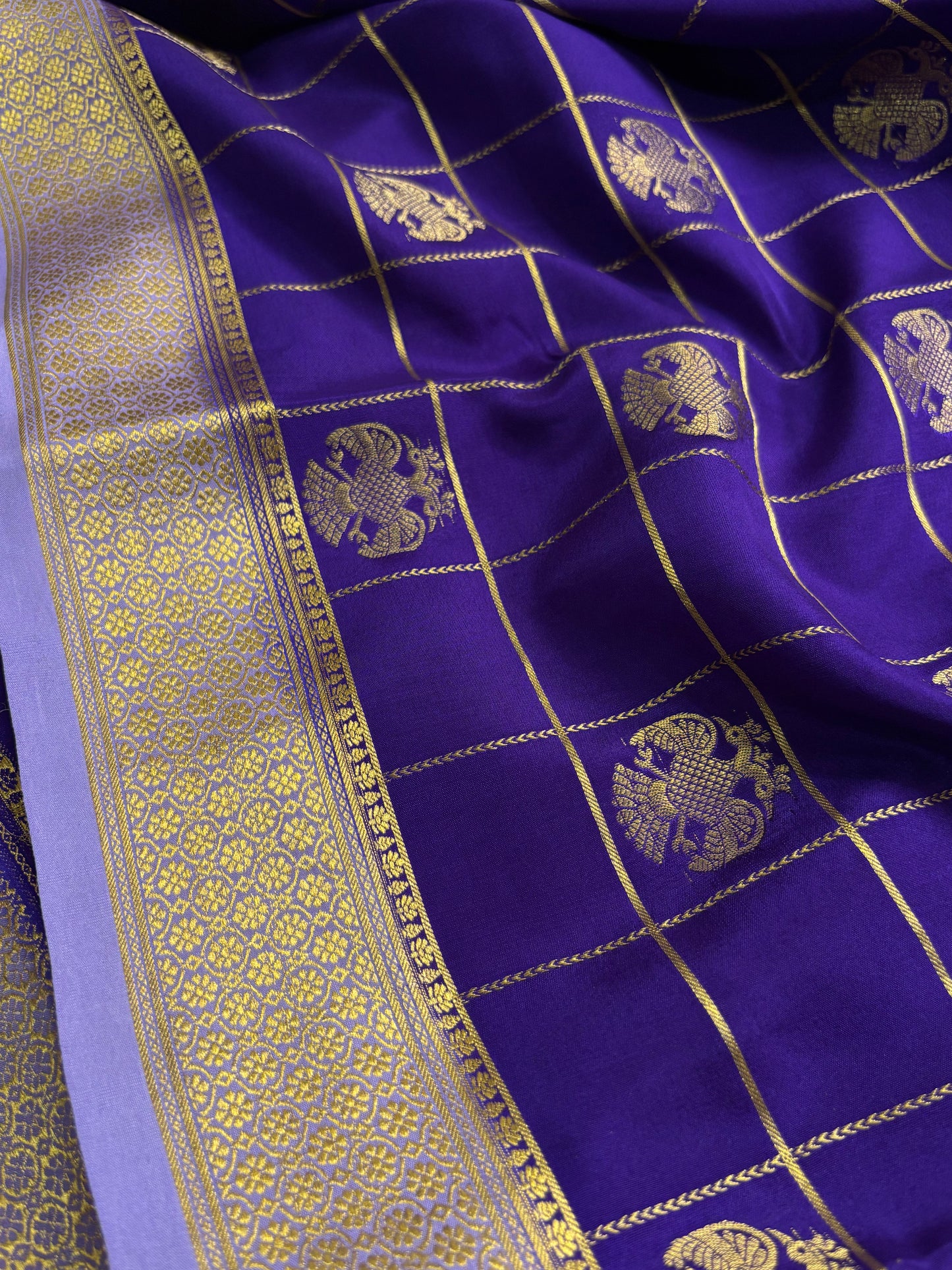 Ambuja (2D) : Violet blue-lavender