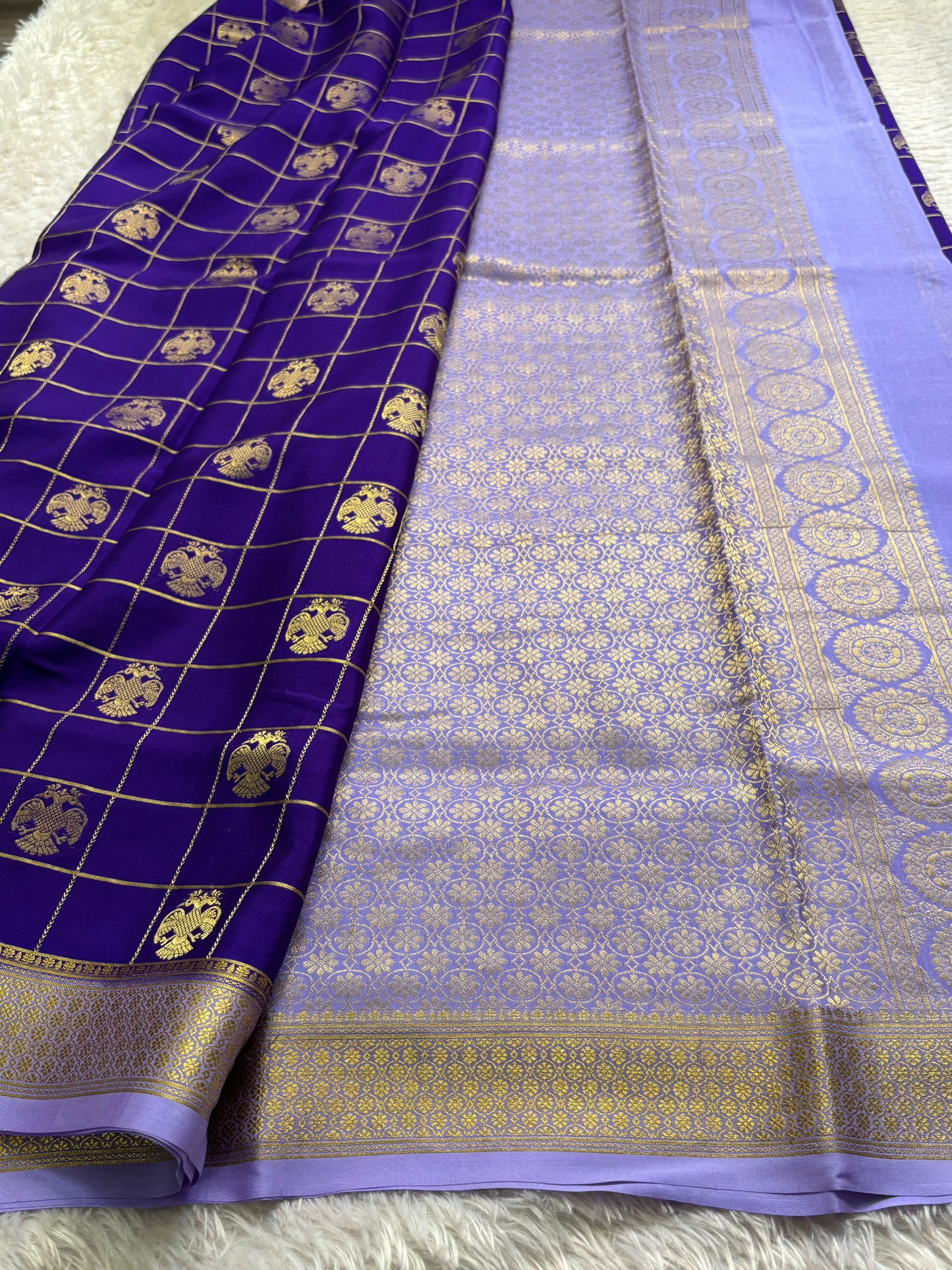 Ambuja (2D) : Violet blue-lavender