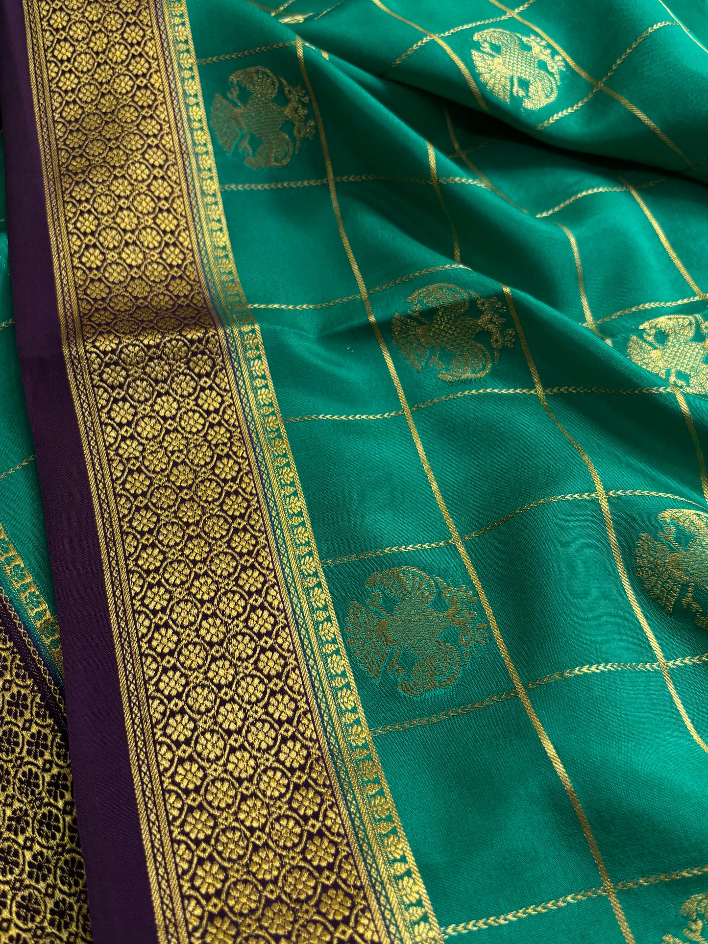 Ambuja (2D) : Rama green-plum