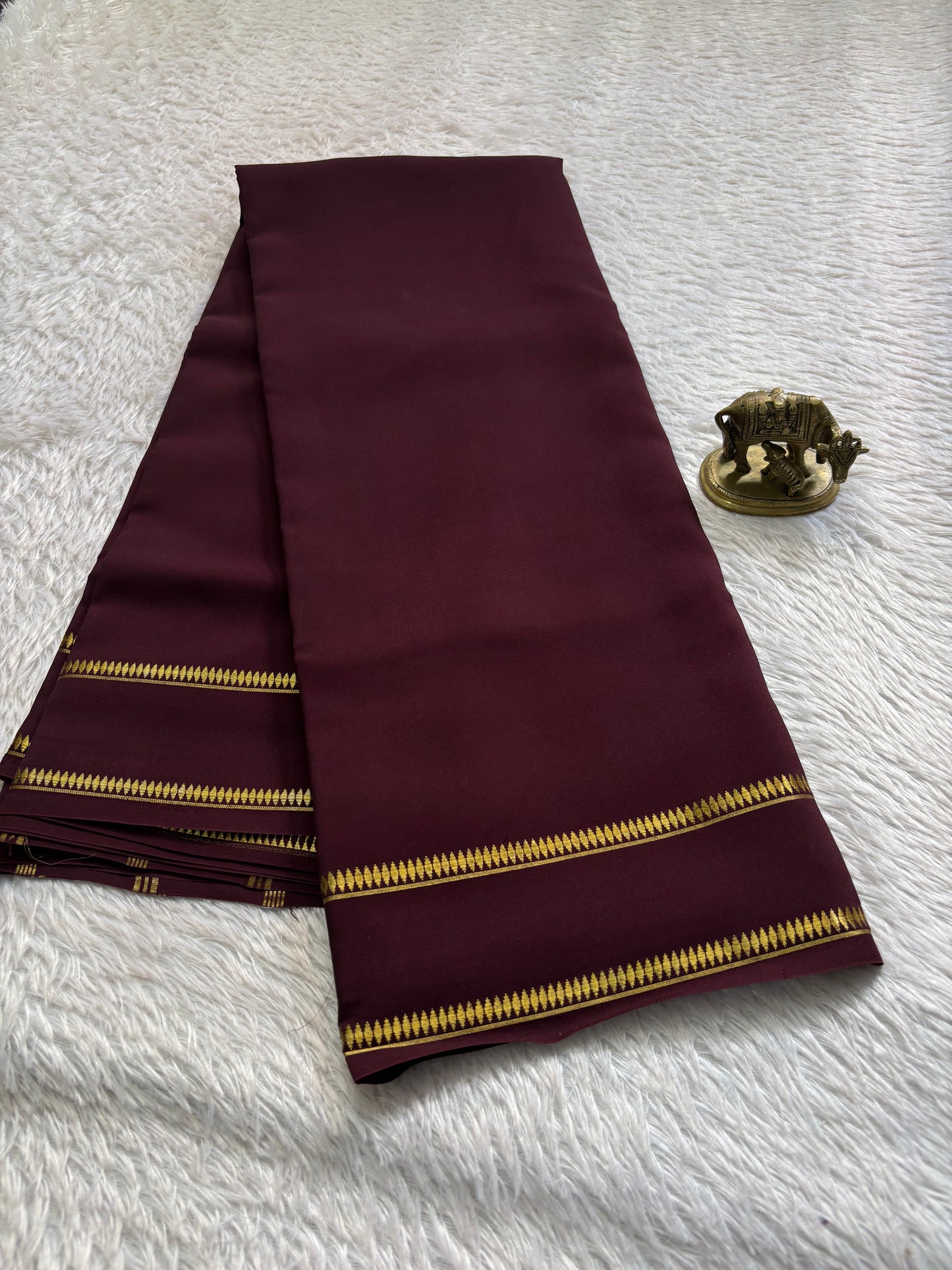 Parvathi : Solid Chocolate brown