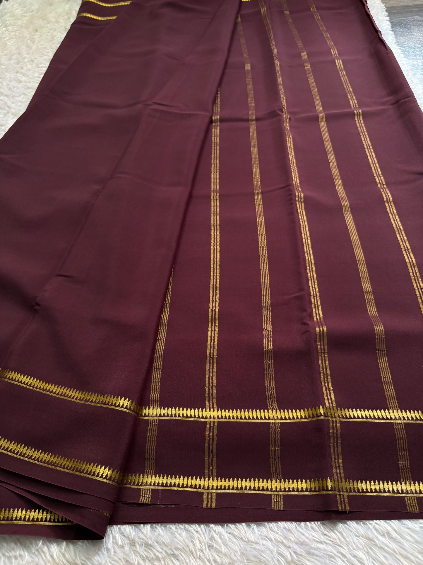 Parvathi : Solid Chocolate brown