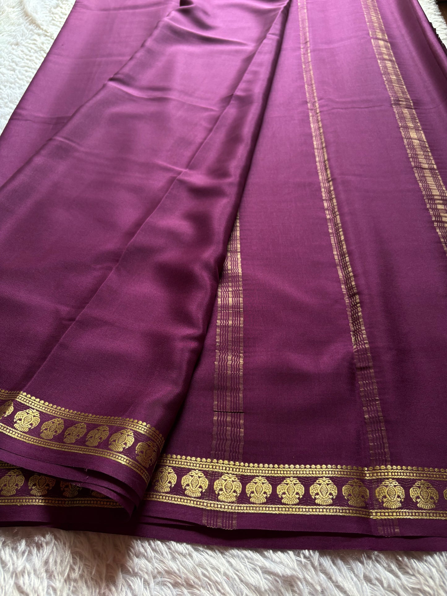 Brunda : Solid Plum