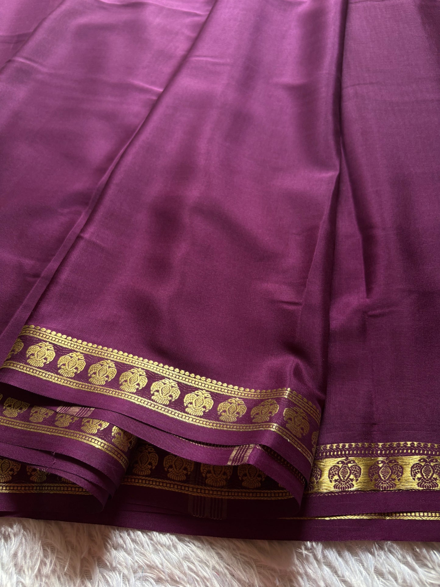 Brunda : Solid Plum
