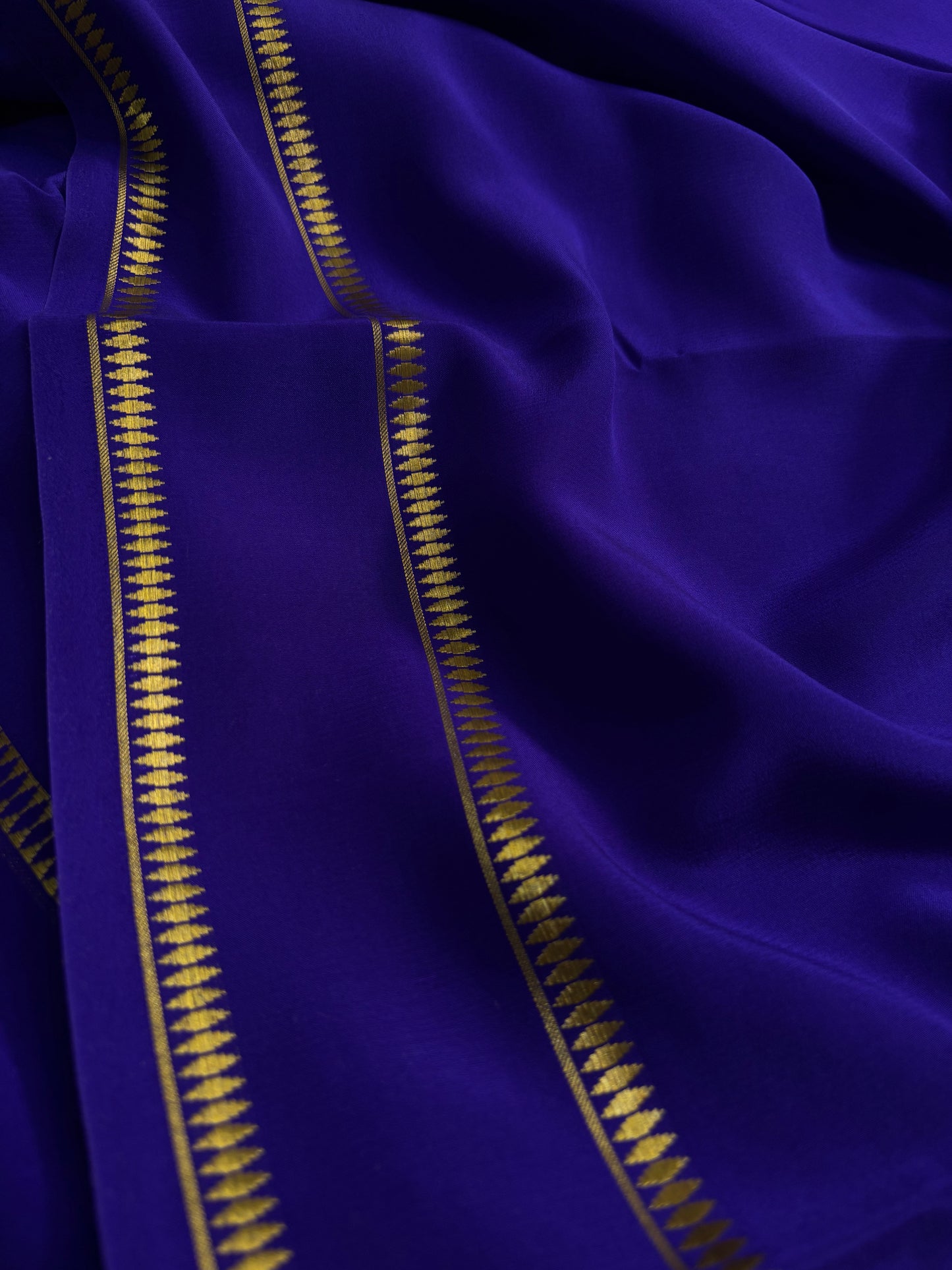 Parvathi : Solid Dark blue
