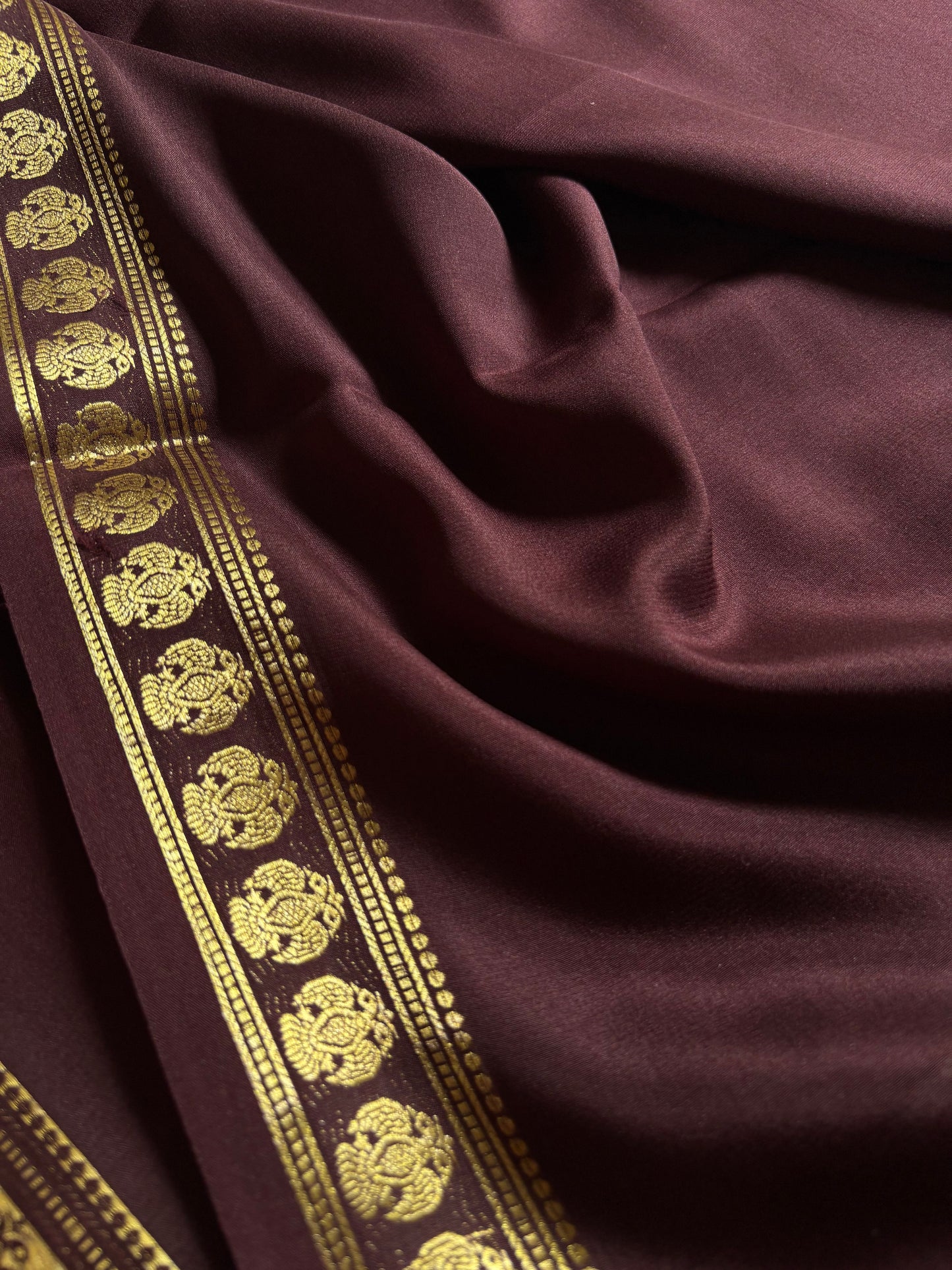 Brunda : Solid Chocolate brown