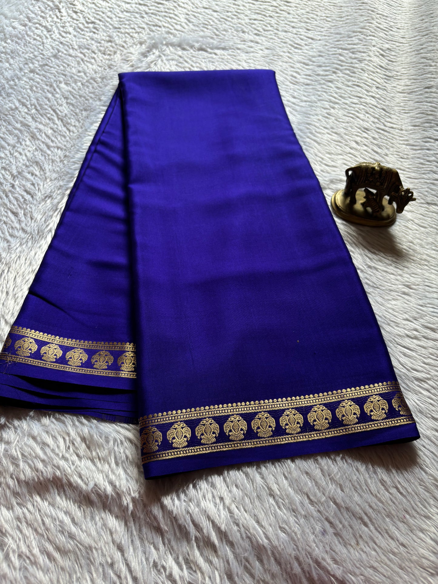 Brunda : Solid Royal blue