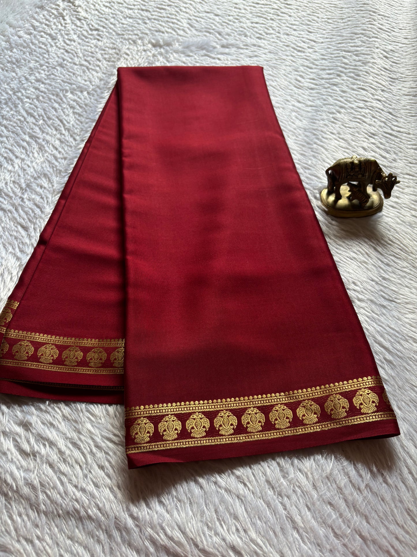 Brunda : Solid Maroon