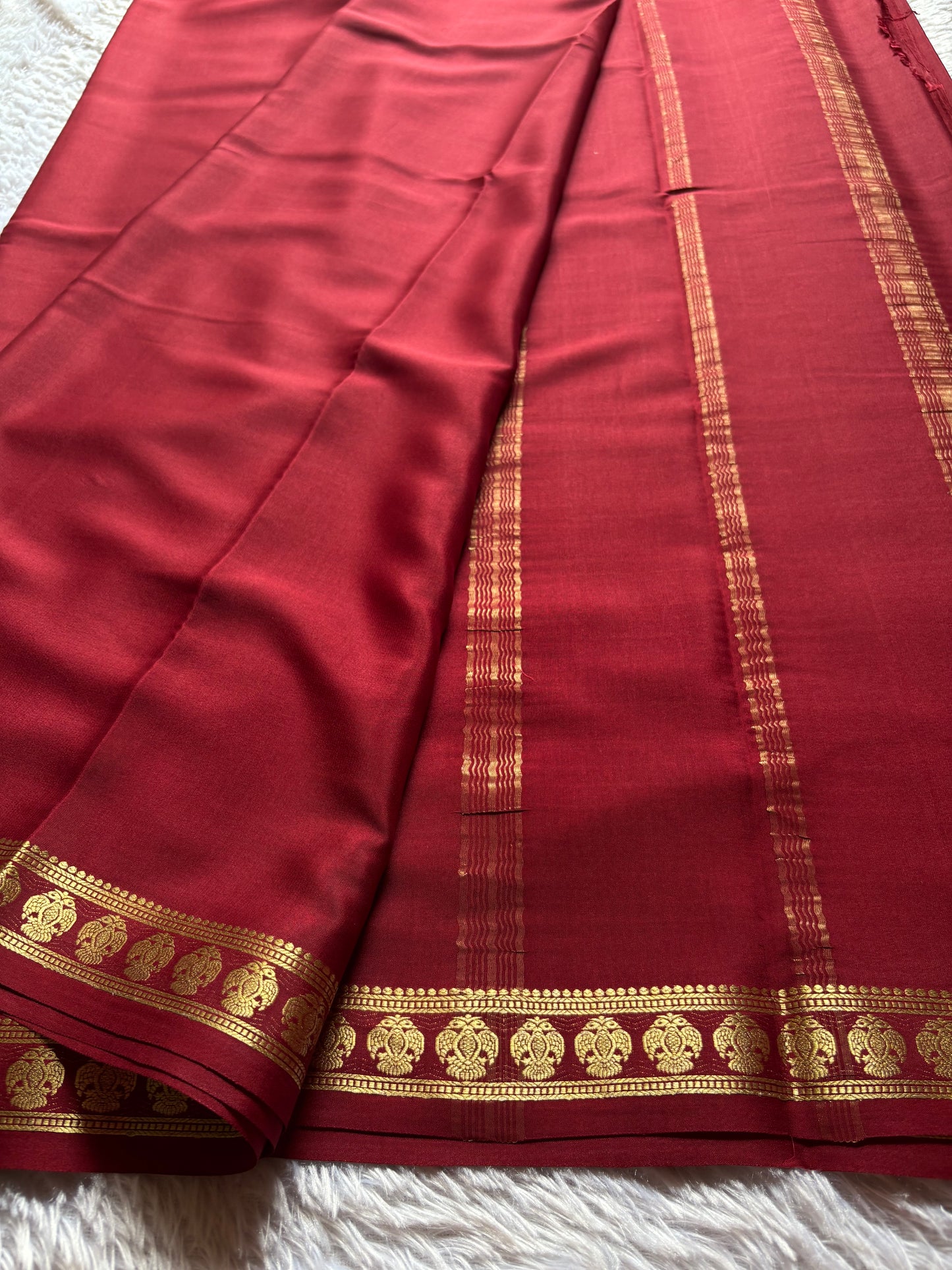 Brunda : Solid Maroon