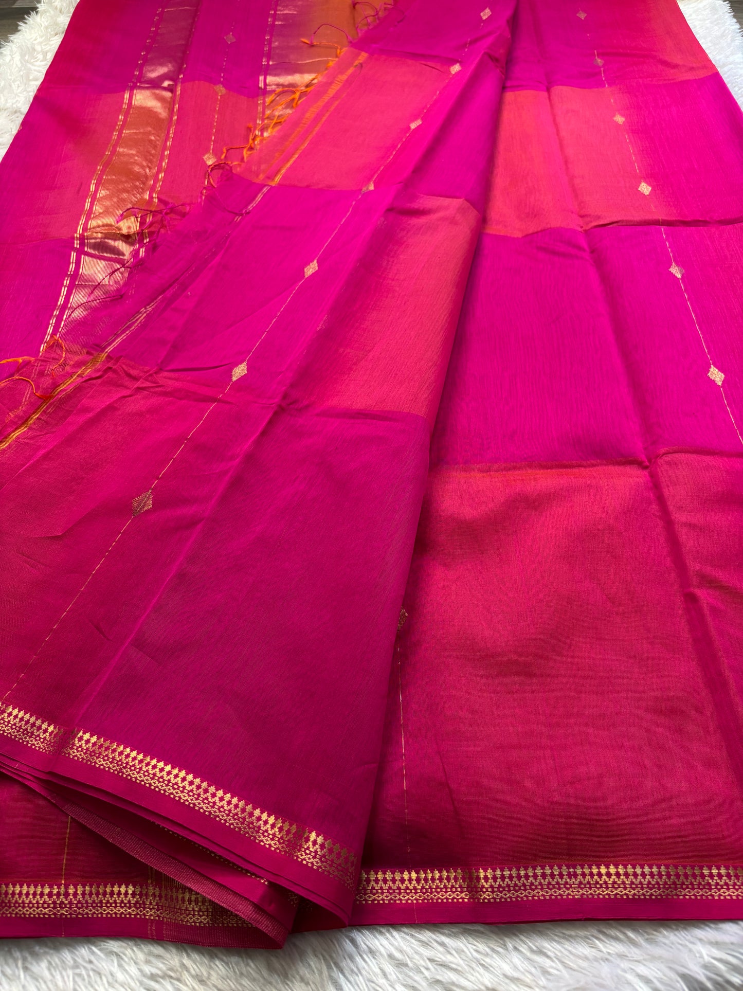 MCS102 : Solid Rani pink