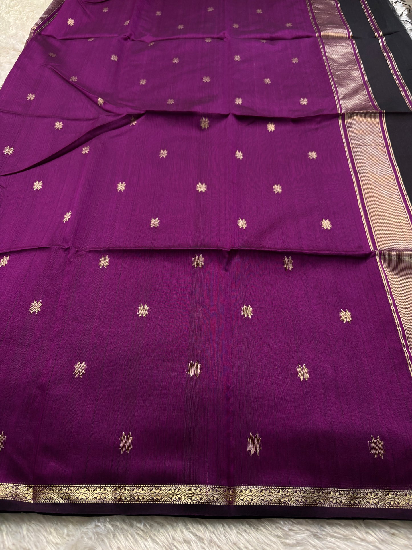 MCS103 (2D) : Black-dark magenta