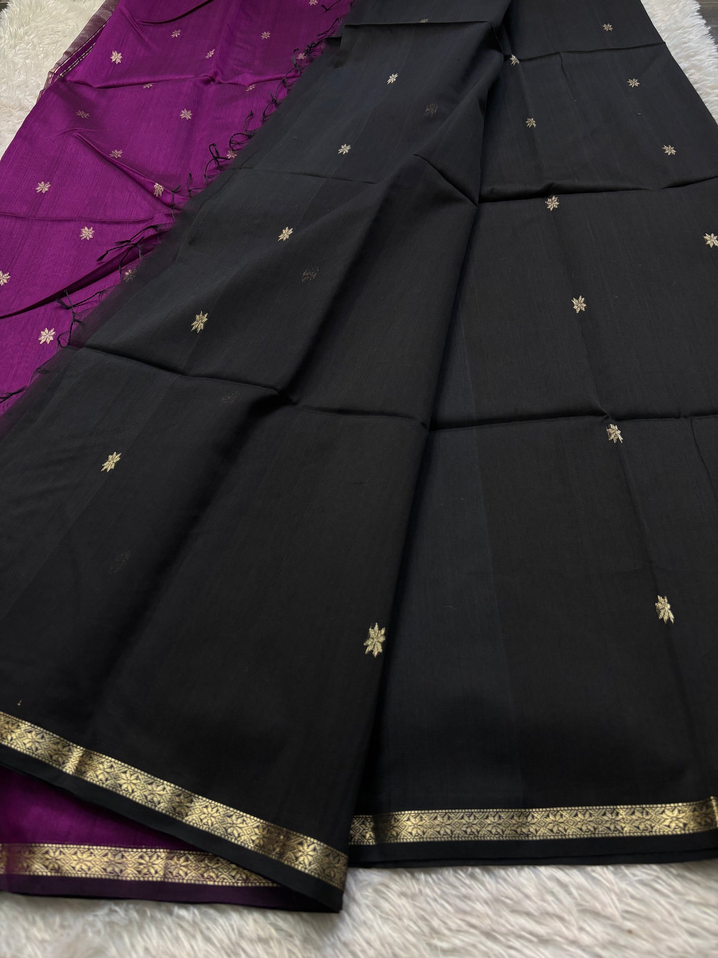 MCS103 (2D) : Black-dark magenta