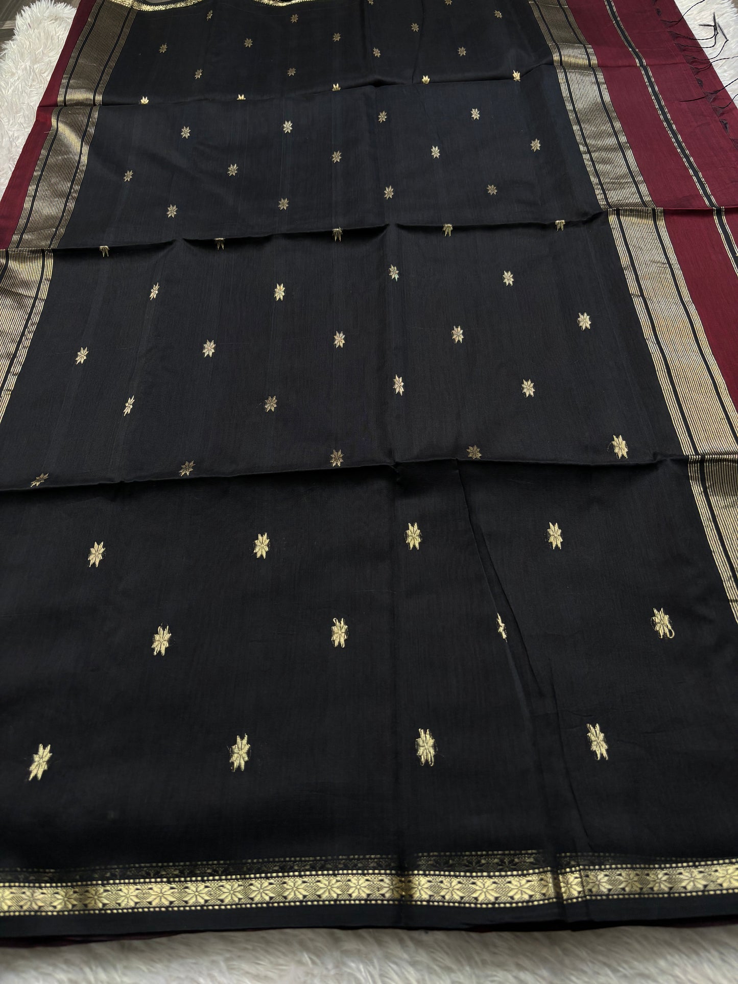 MCS103 (2D) : Maroon-black