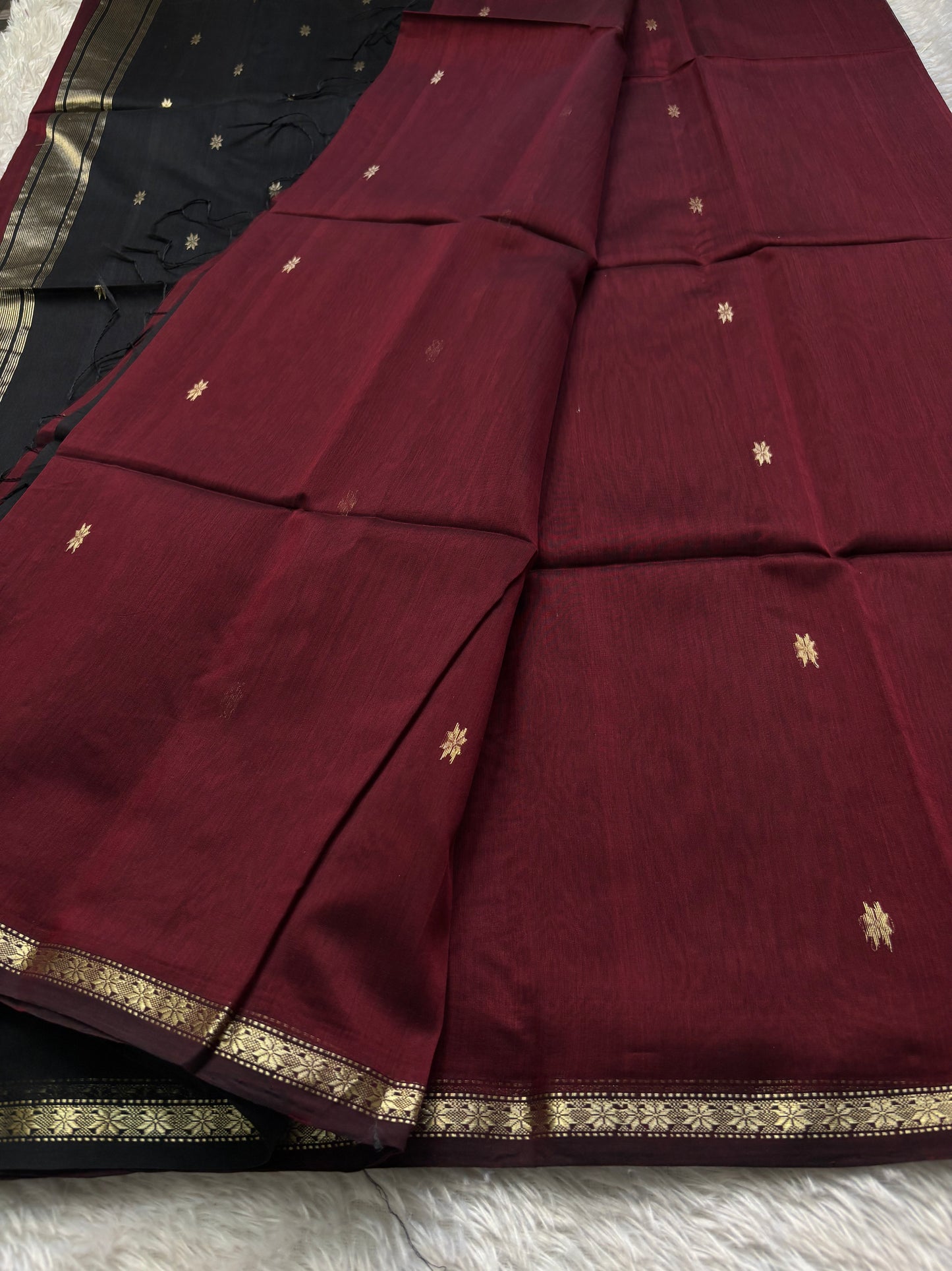MCS103 (2D) : Maroon-black