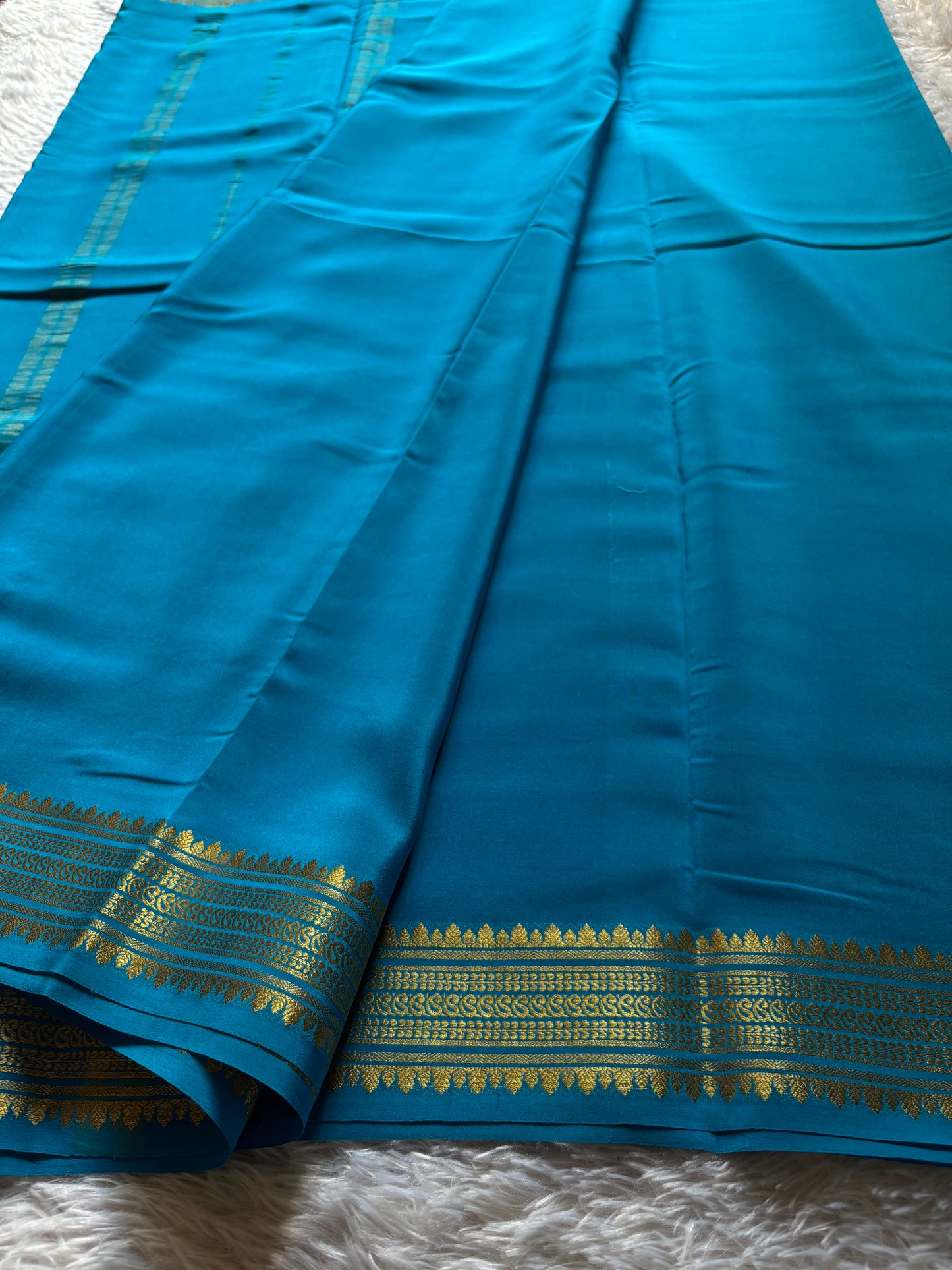 Komala : Solid Ananda blue
