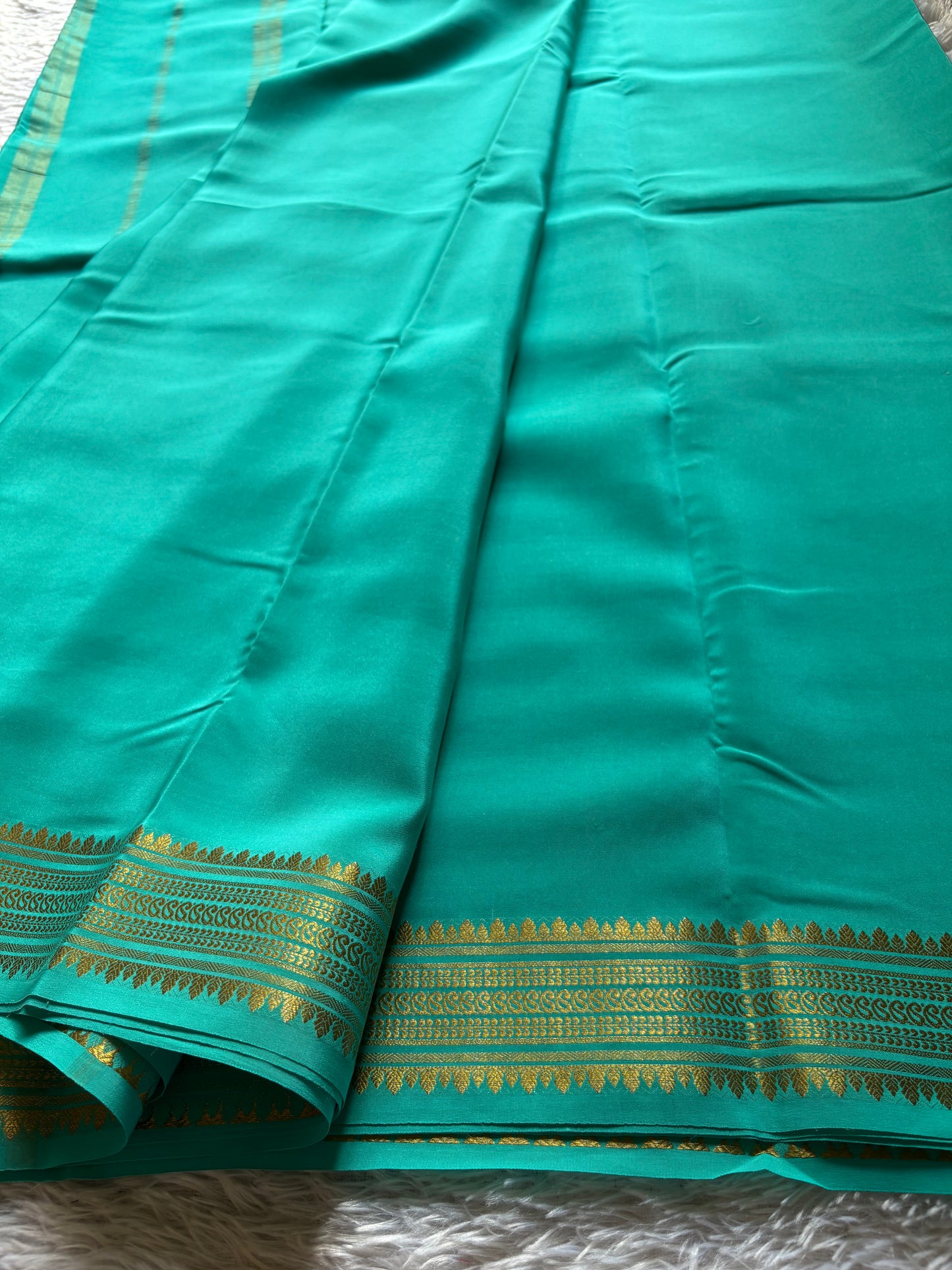 Komala : Solid Turquoise