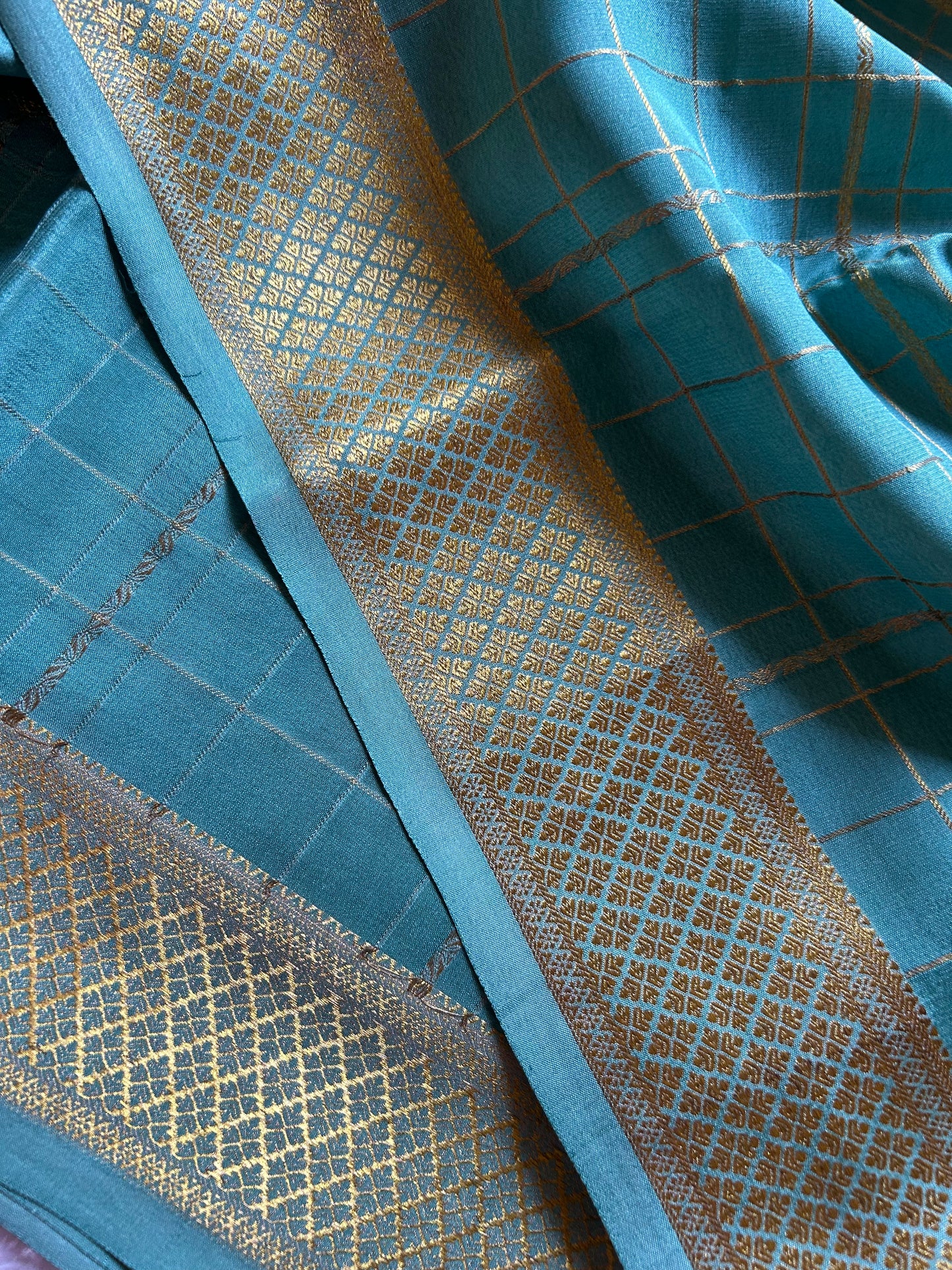 Sushma : Solid Sky blue