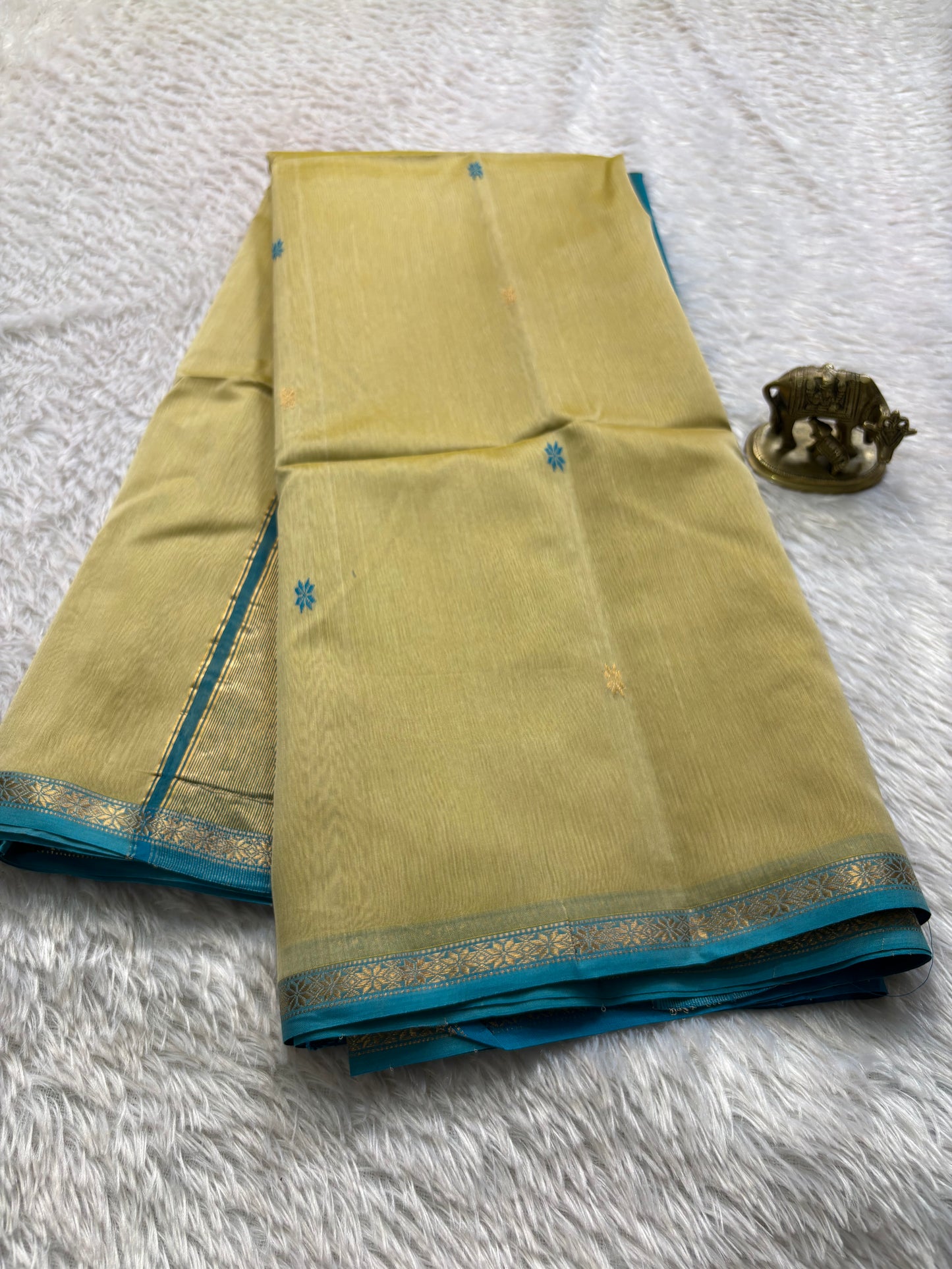 MCS103 (2D) : Light beige-ananda blue