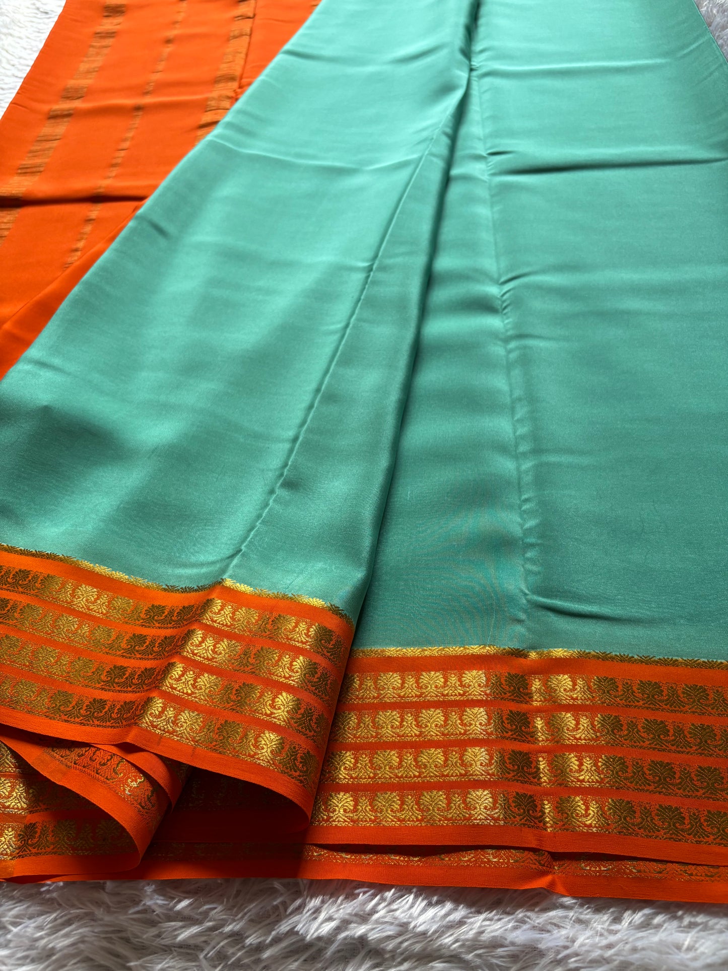 Mohana (2D) : Turquoise-orange