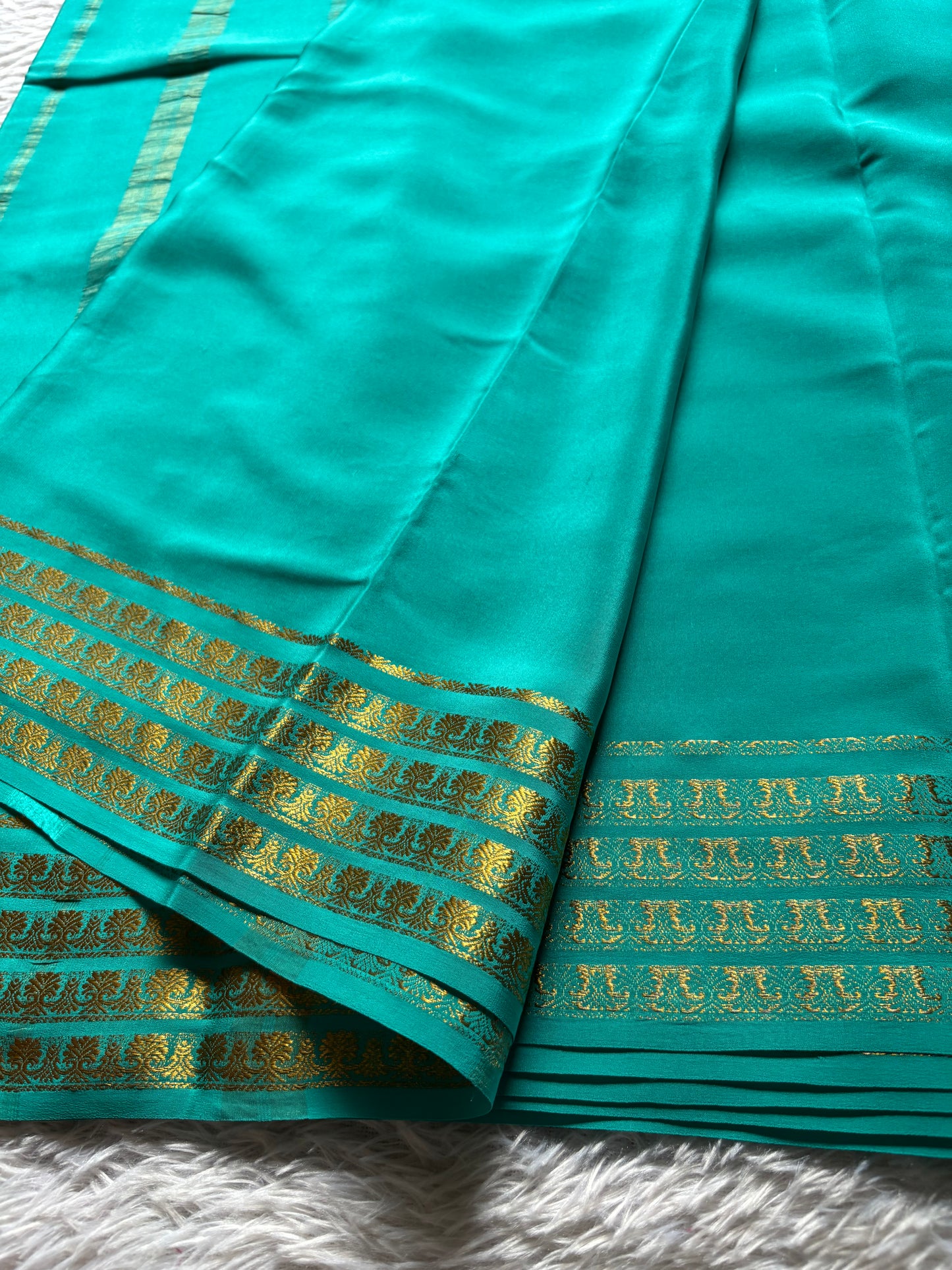 Mohana : Solid Sea green