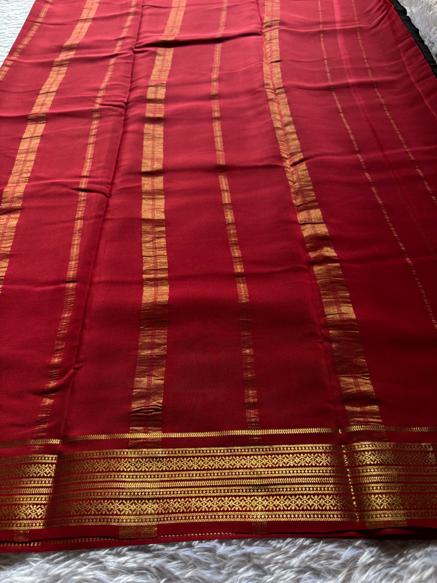 Shailaja (2D) : Black-red