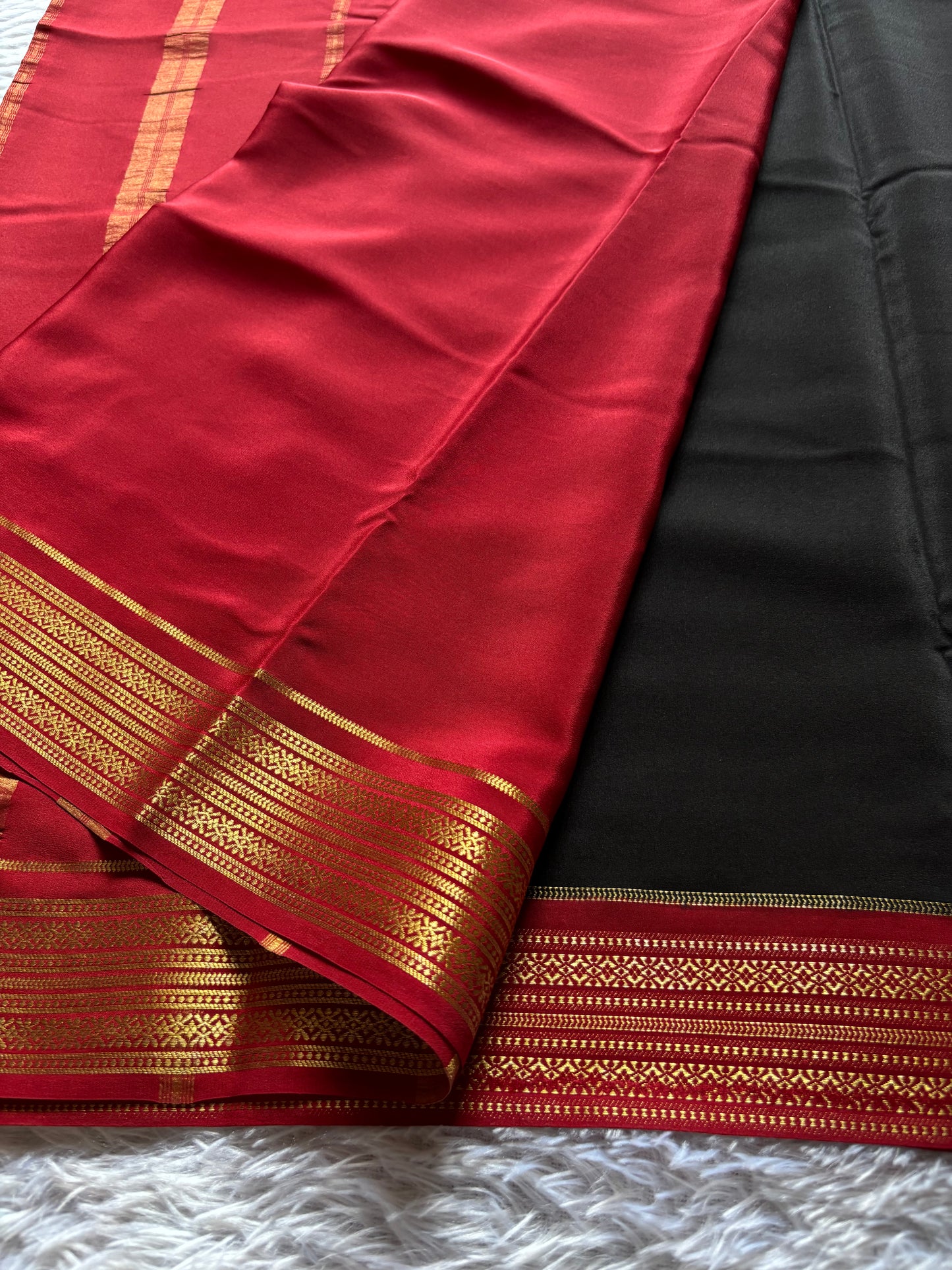 Shailaja (2D) : Black-red