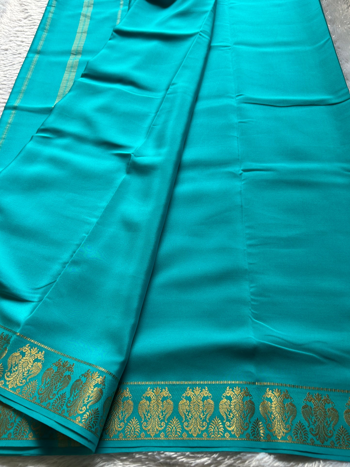 Veera : Solid Sea blue