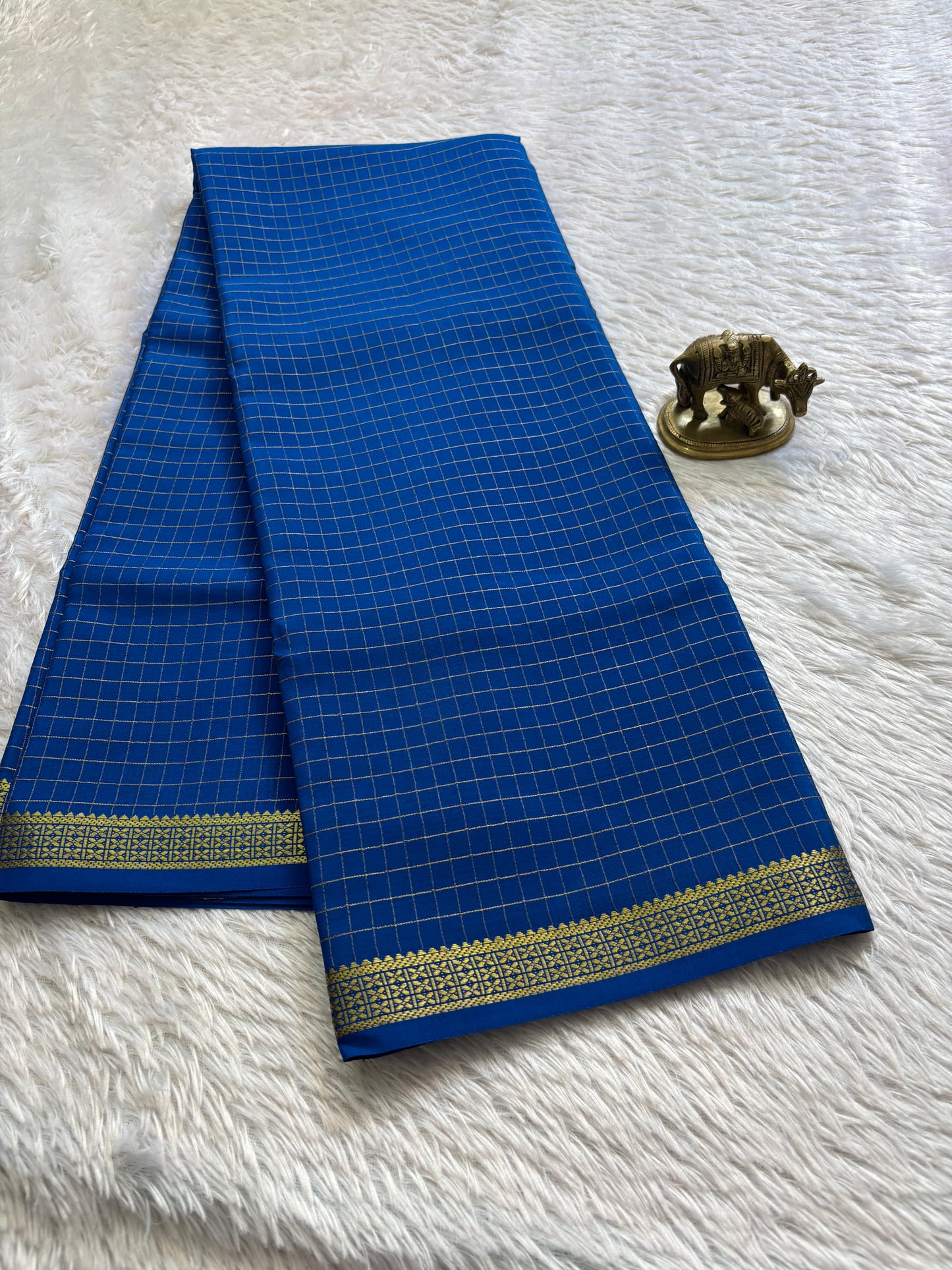 Pavani : Solid Dark blue