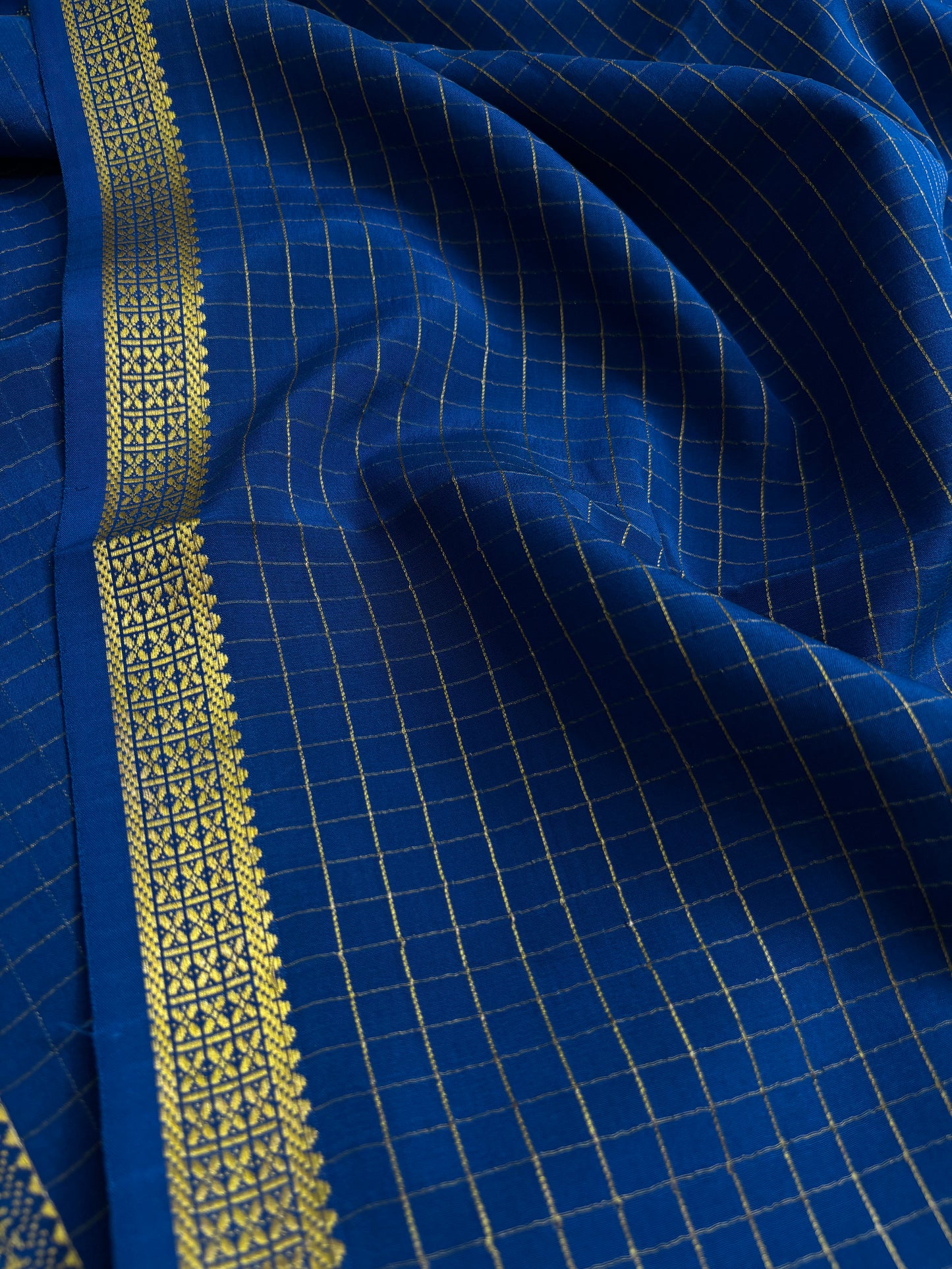 Pavani : Solid Dark blue