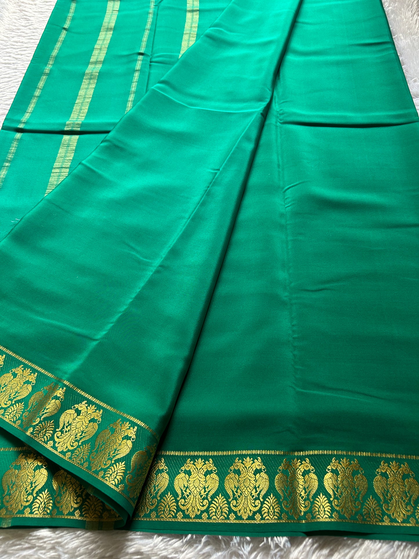 Veera : Solid Rama green