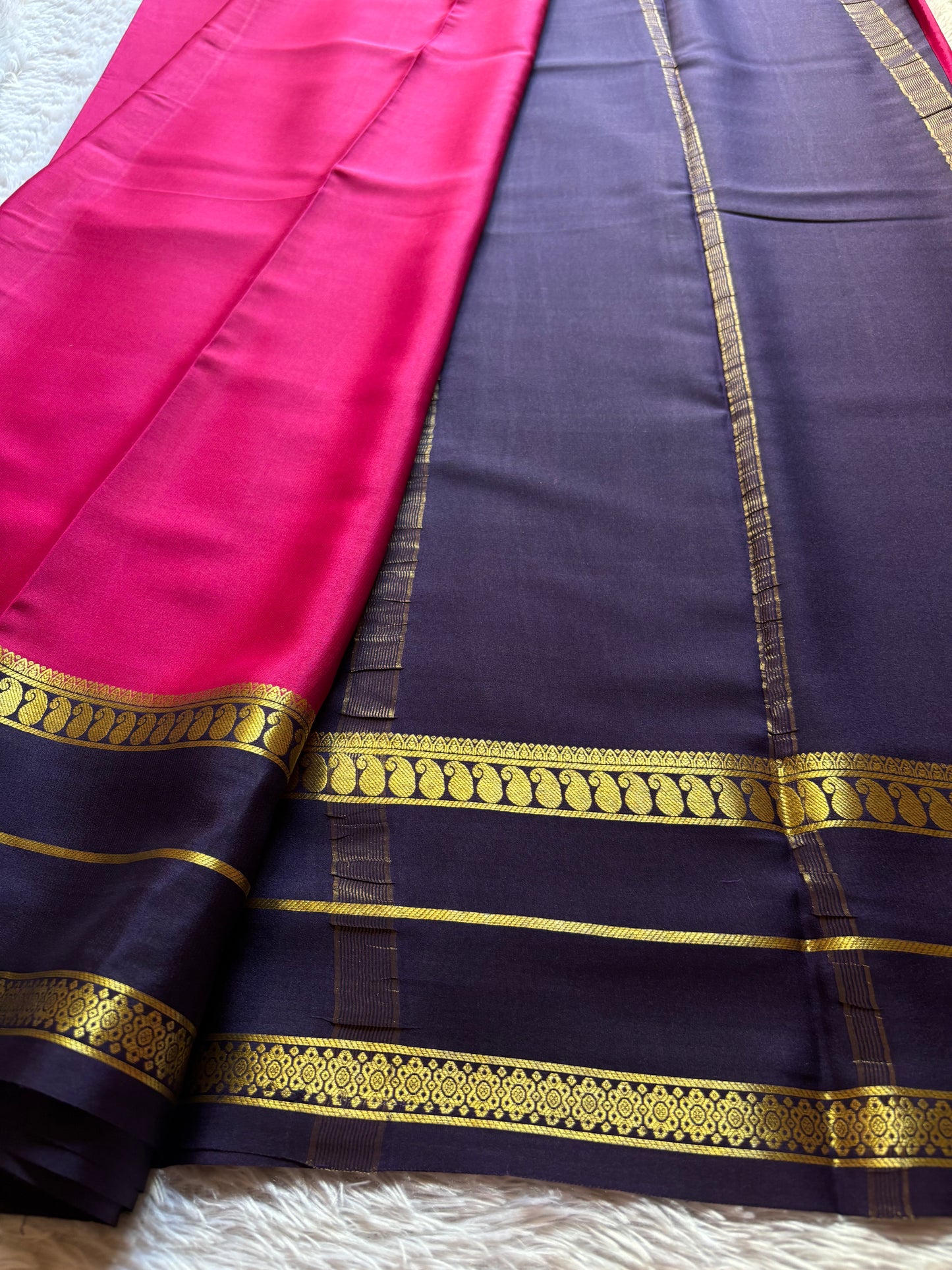 Malini (2D) : Rani pink-deep blue