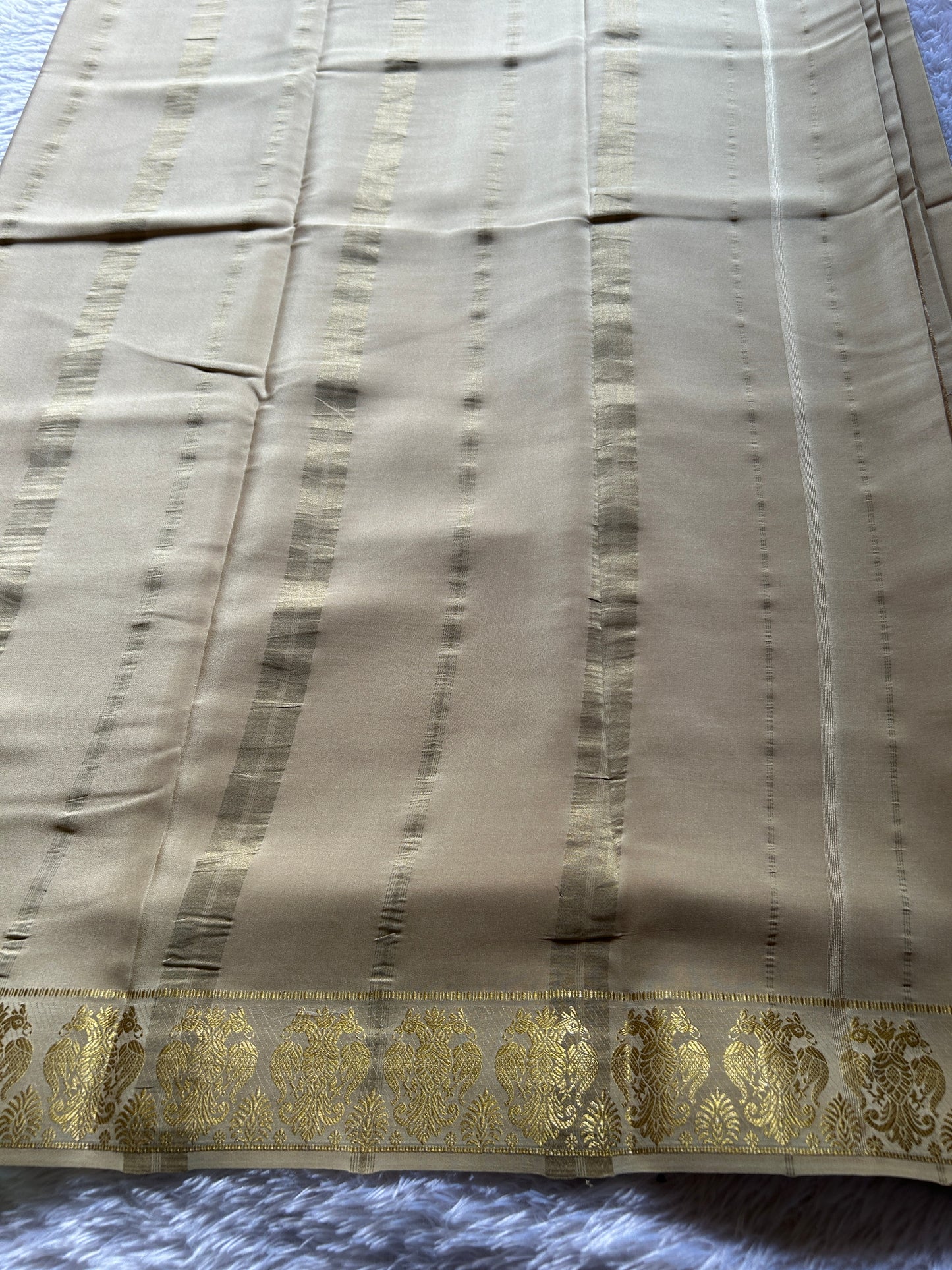Veera : Solid Chikoo beige