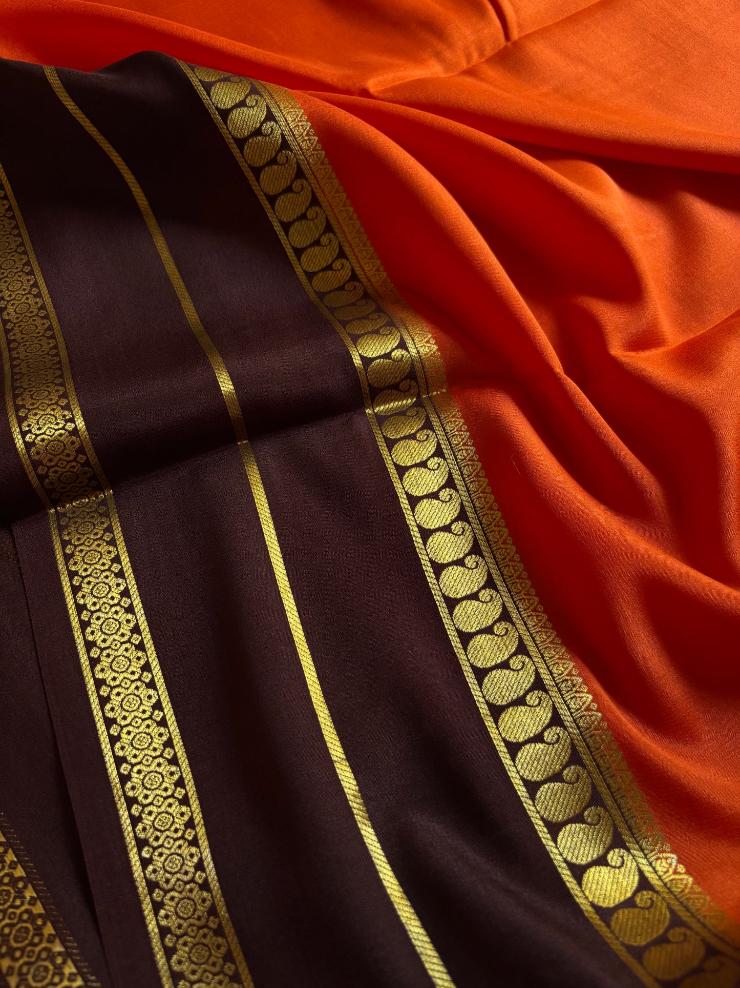 Malini (2D) : Orange-chocolate brown