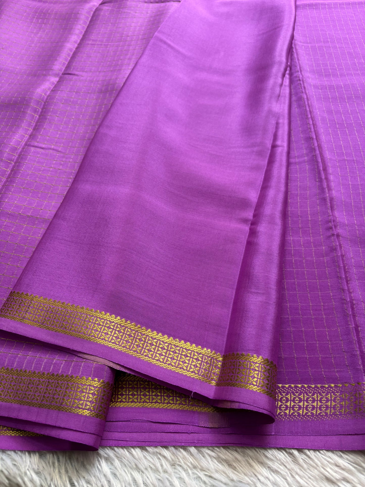 Pavani : Solid Bright Magenta