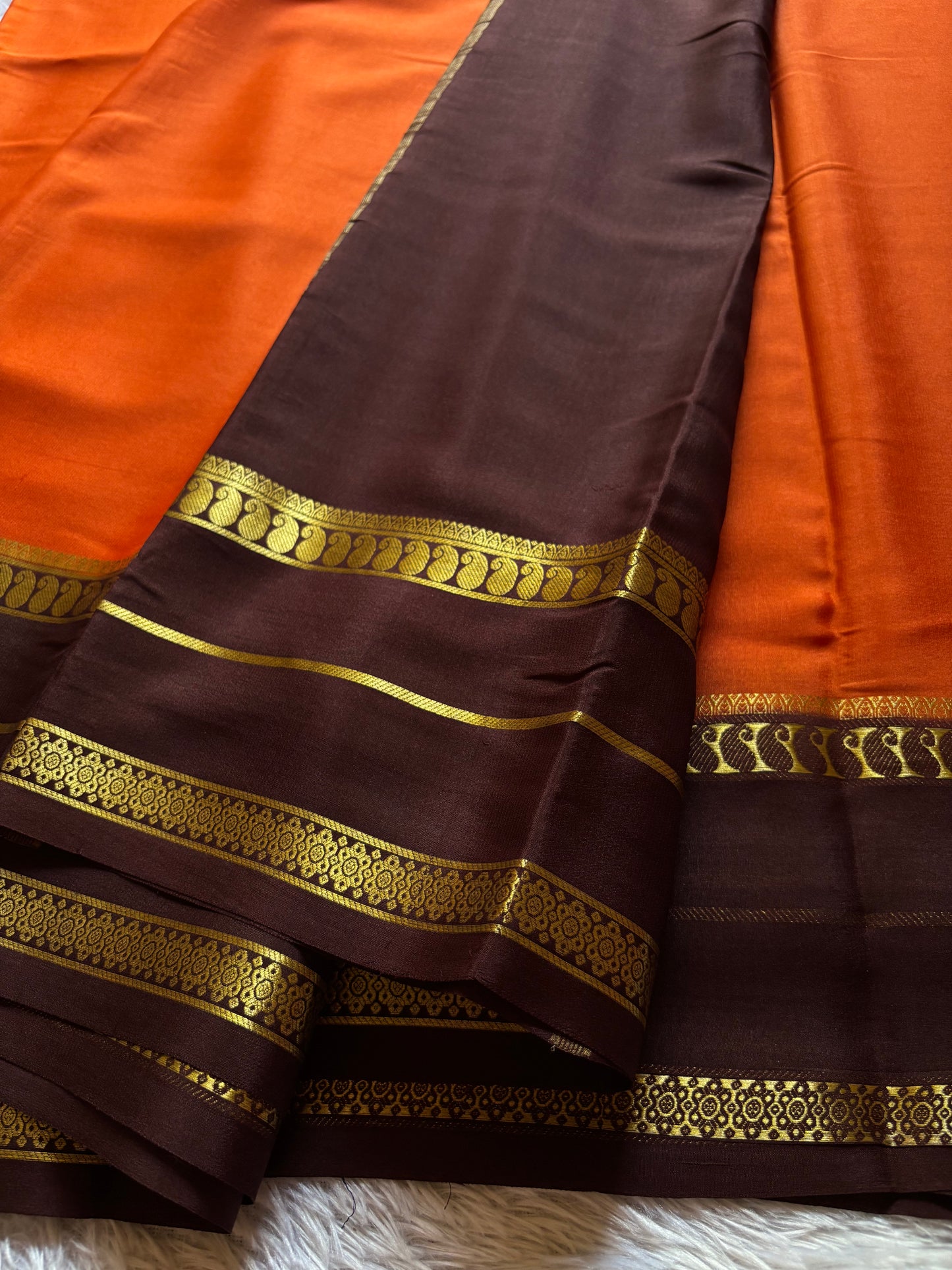 Malini (2D) : Orange-chocolate brown