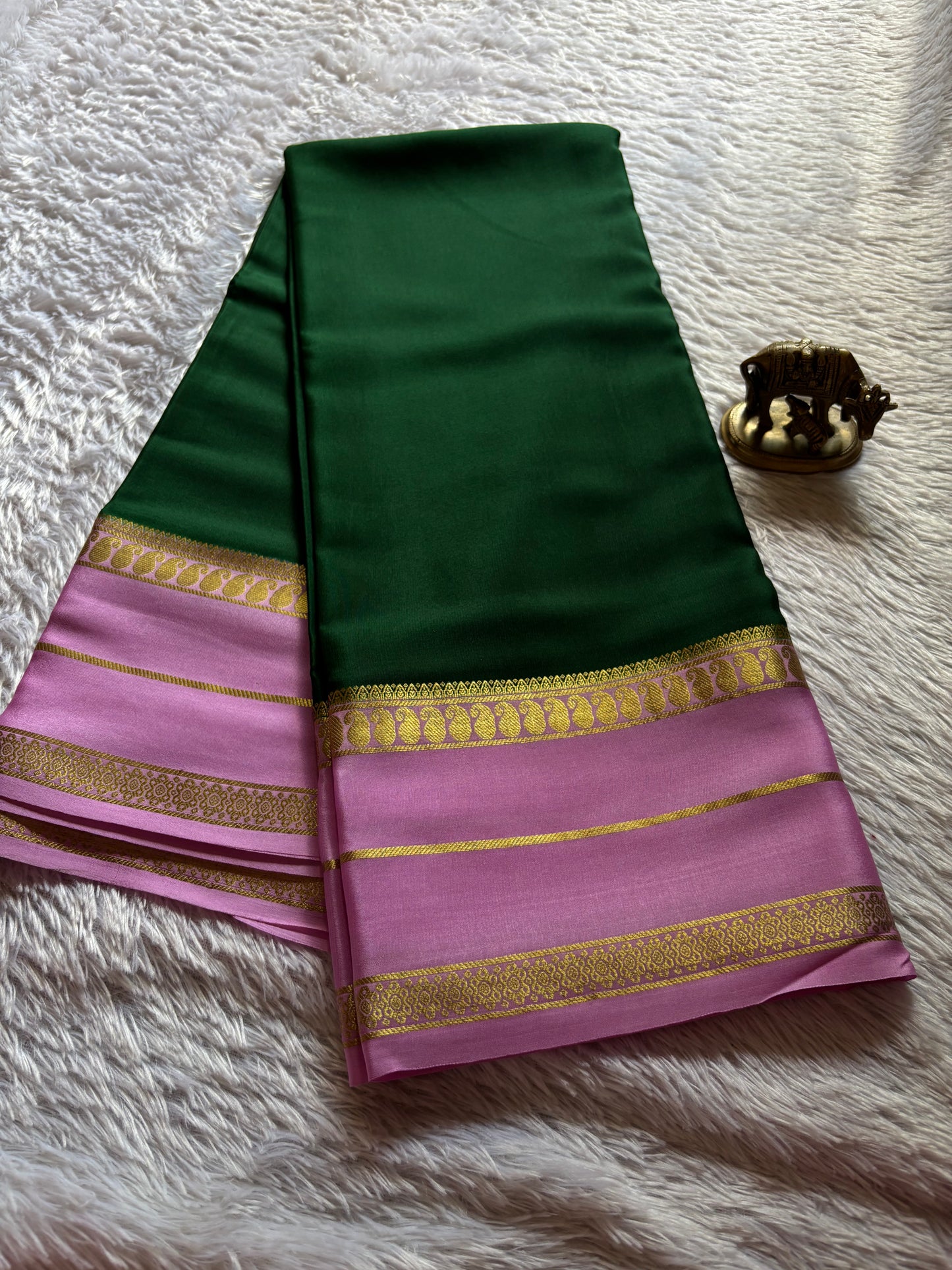 Malini (2D) : Dark green-baby pink