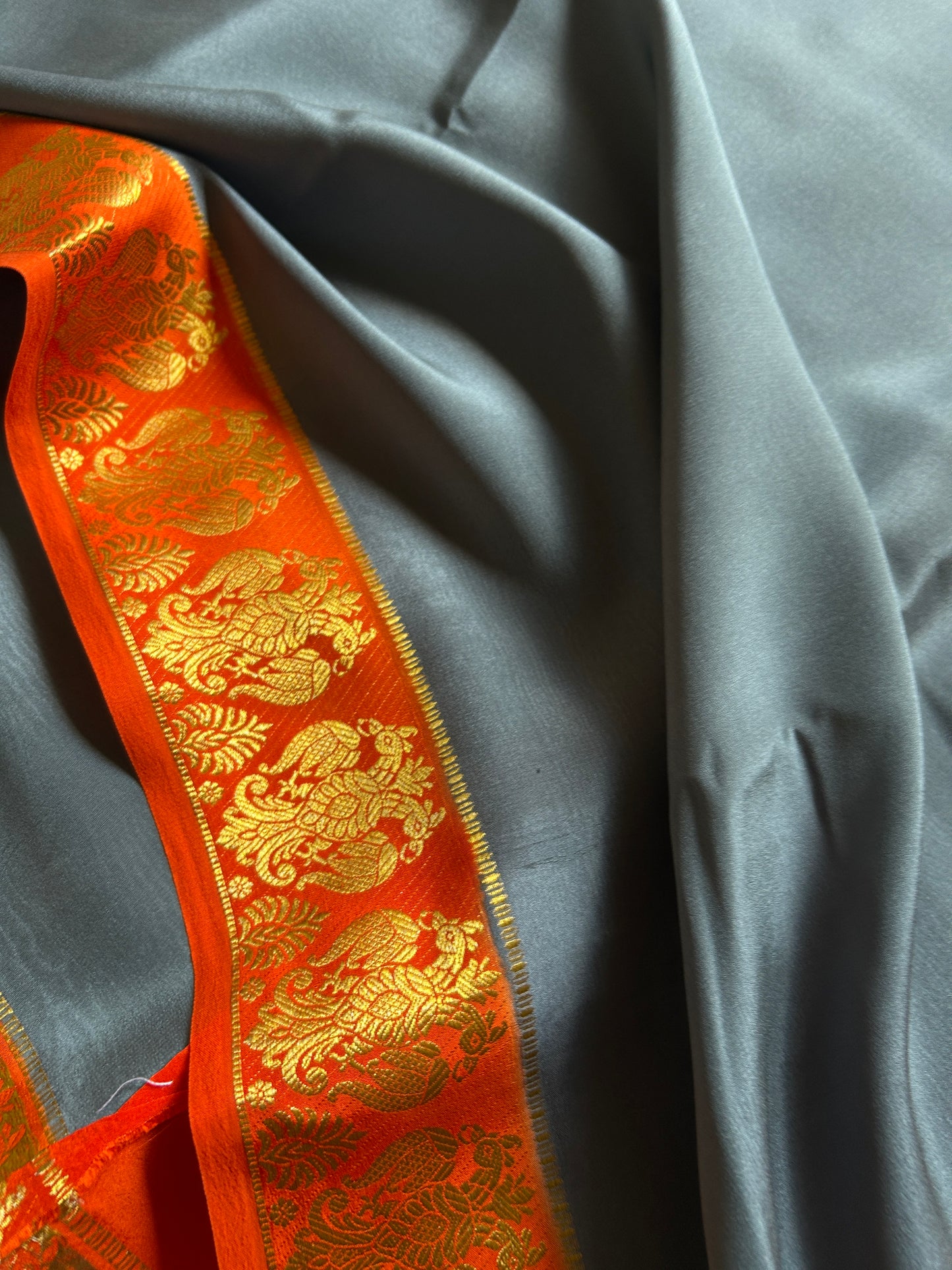 Veera (2D) : Slate grey-Orange