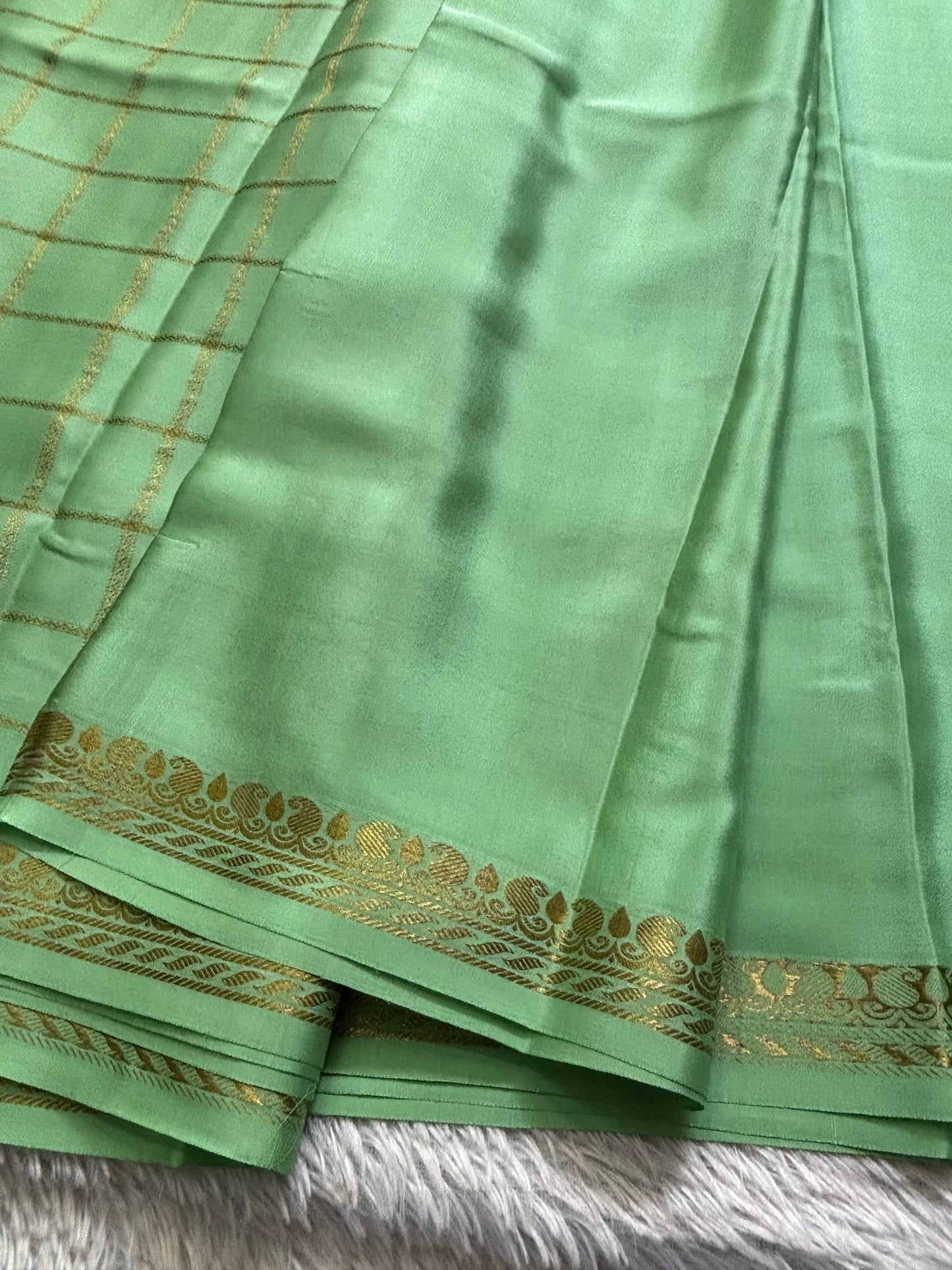 Chaya : Solid Mint green