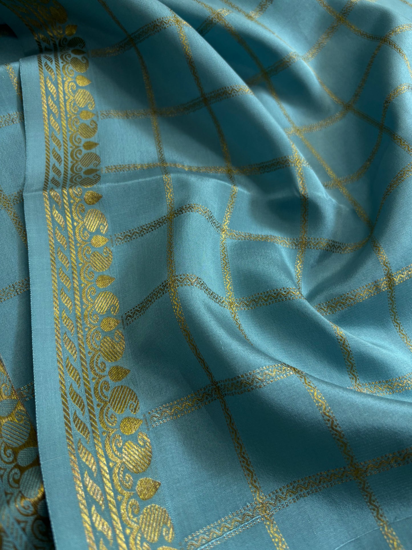 Chaya : Solid Sky blue