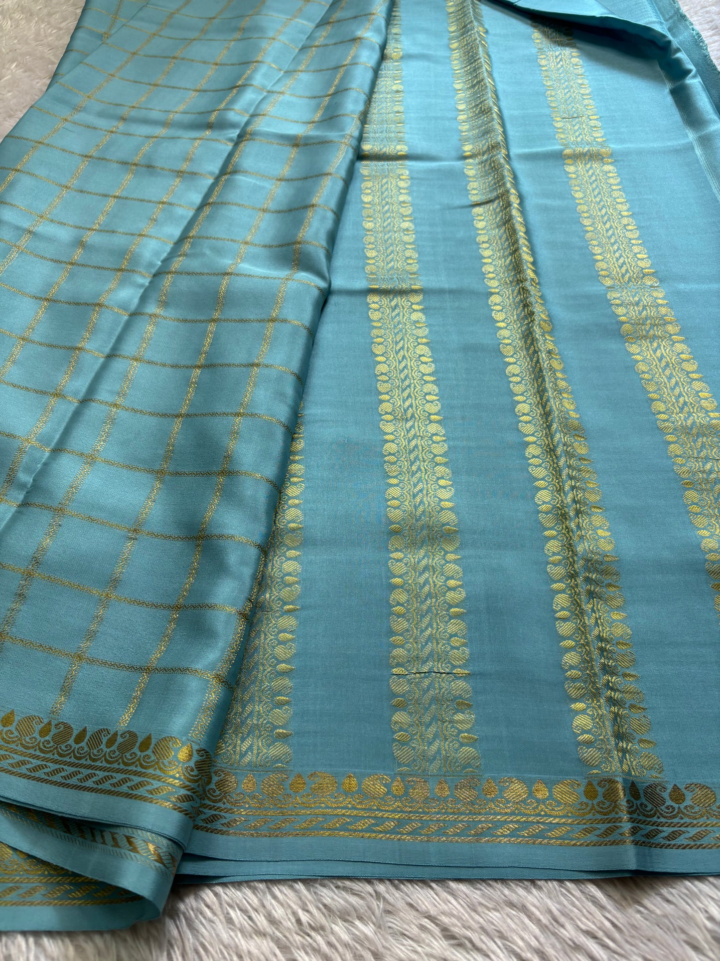 Chaya : Solid Sky blue
