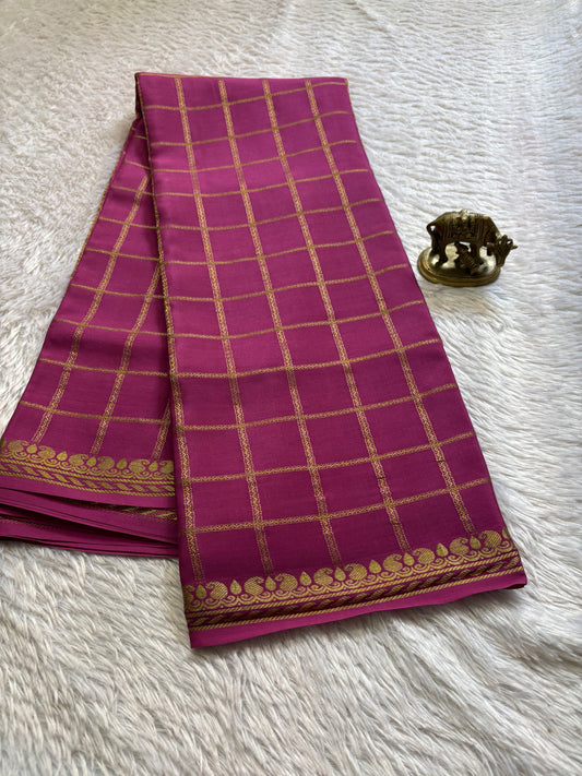 Chaya : Solid Magenta pink