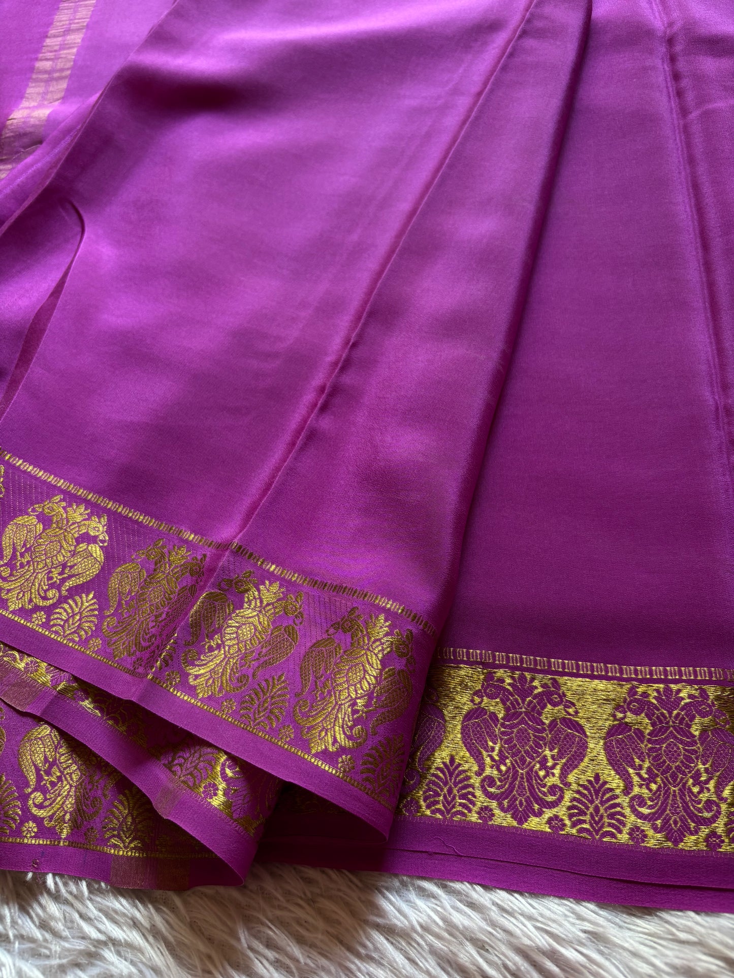 Veera : Solid Bright magenta