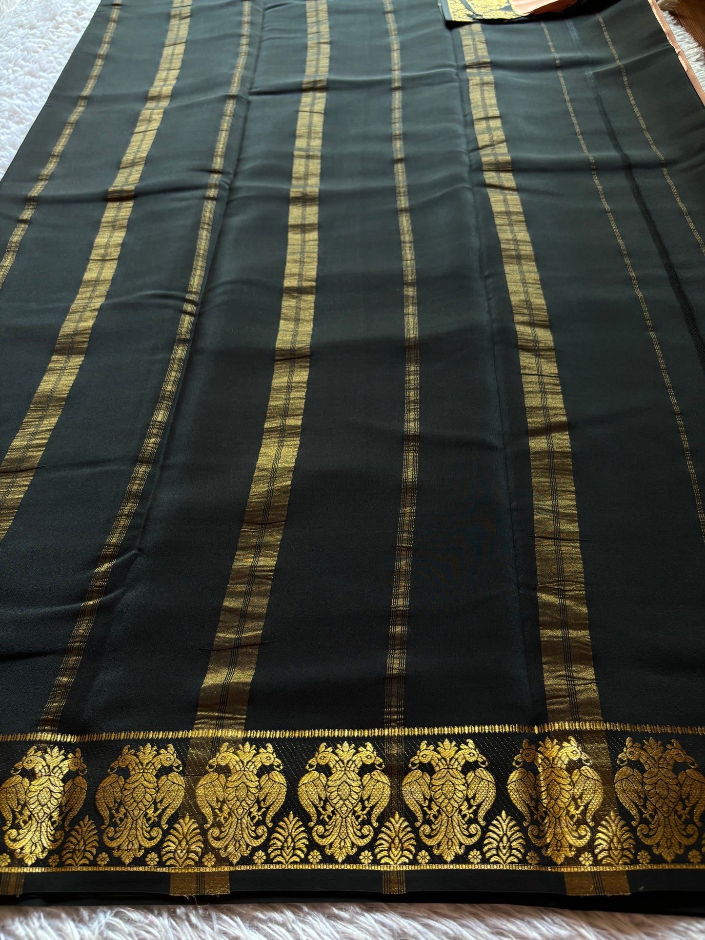 Veera (2D) : Nude brown-black