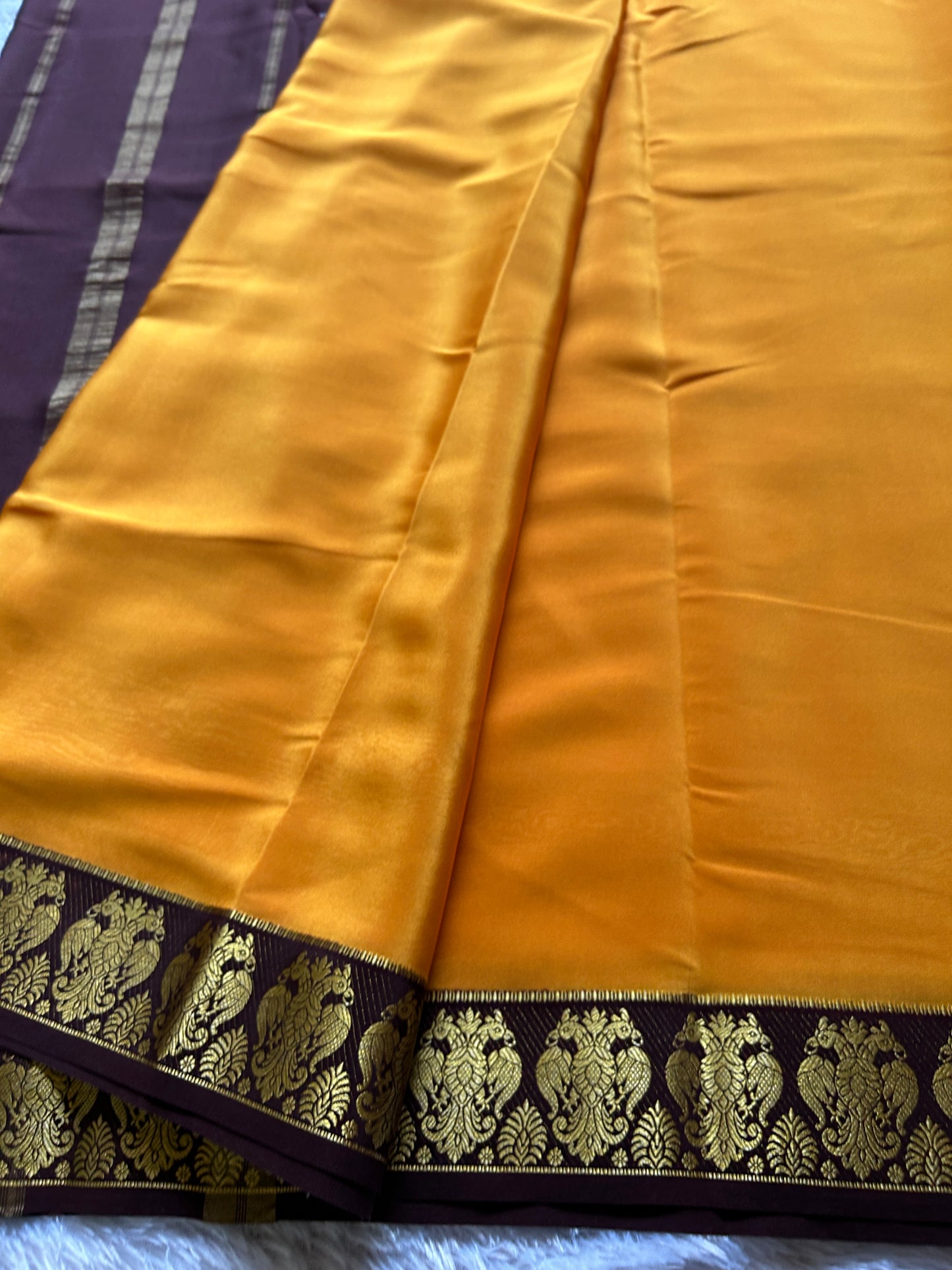 Veera (2D) : Golden yellow-deep brown