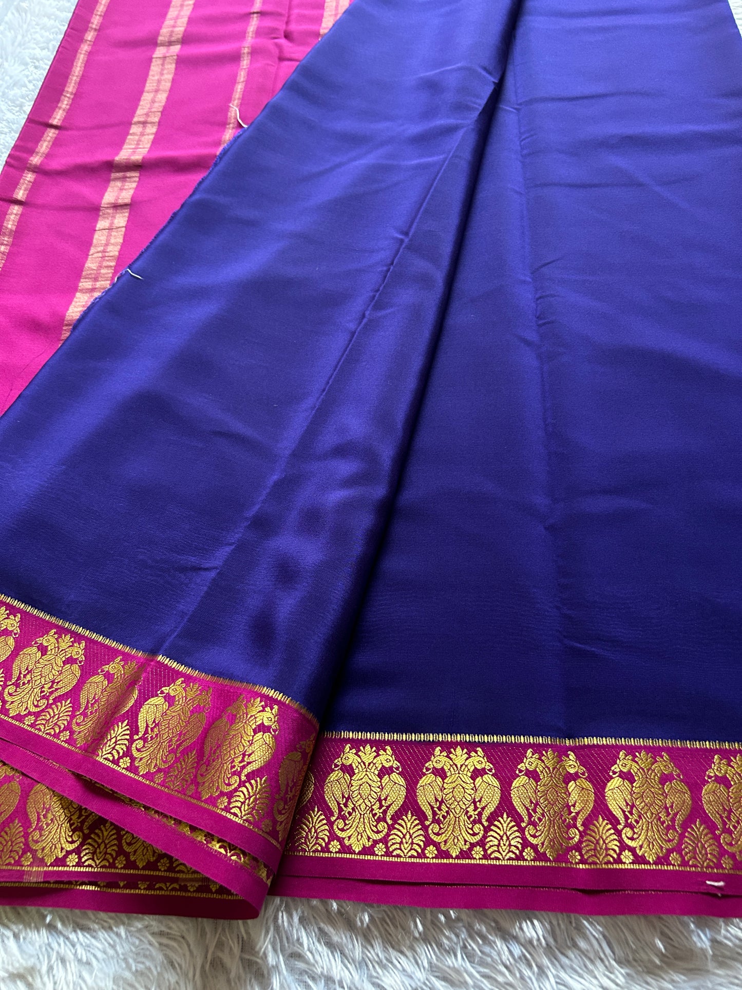 Veera (2D) : Dark blue-pink