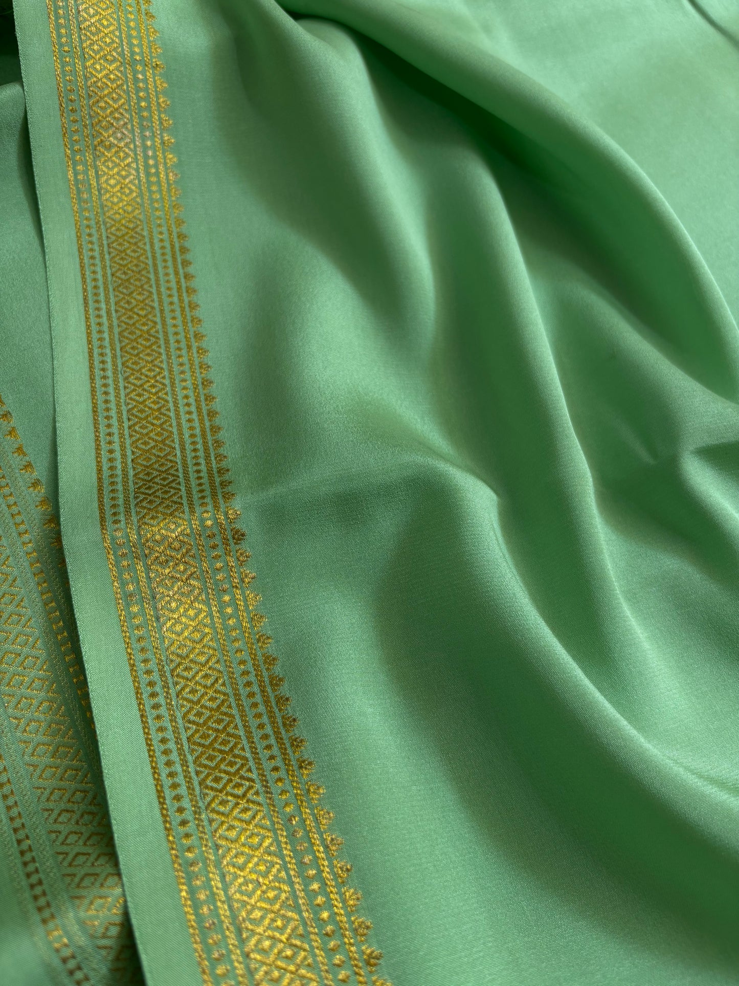 Preetha : Solid MInt green