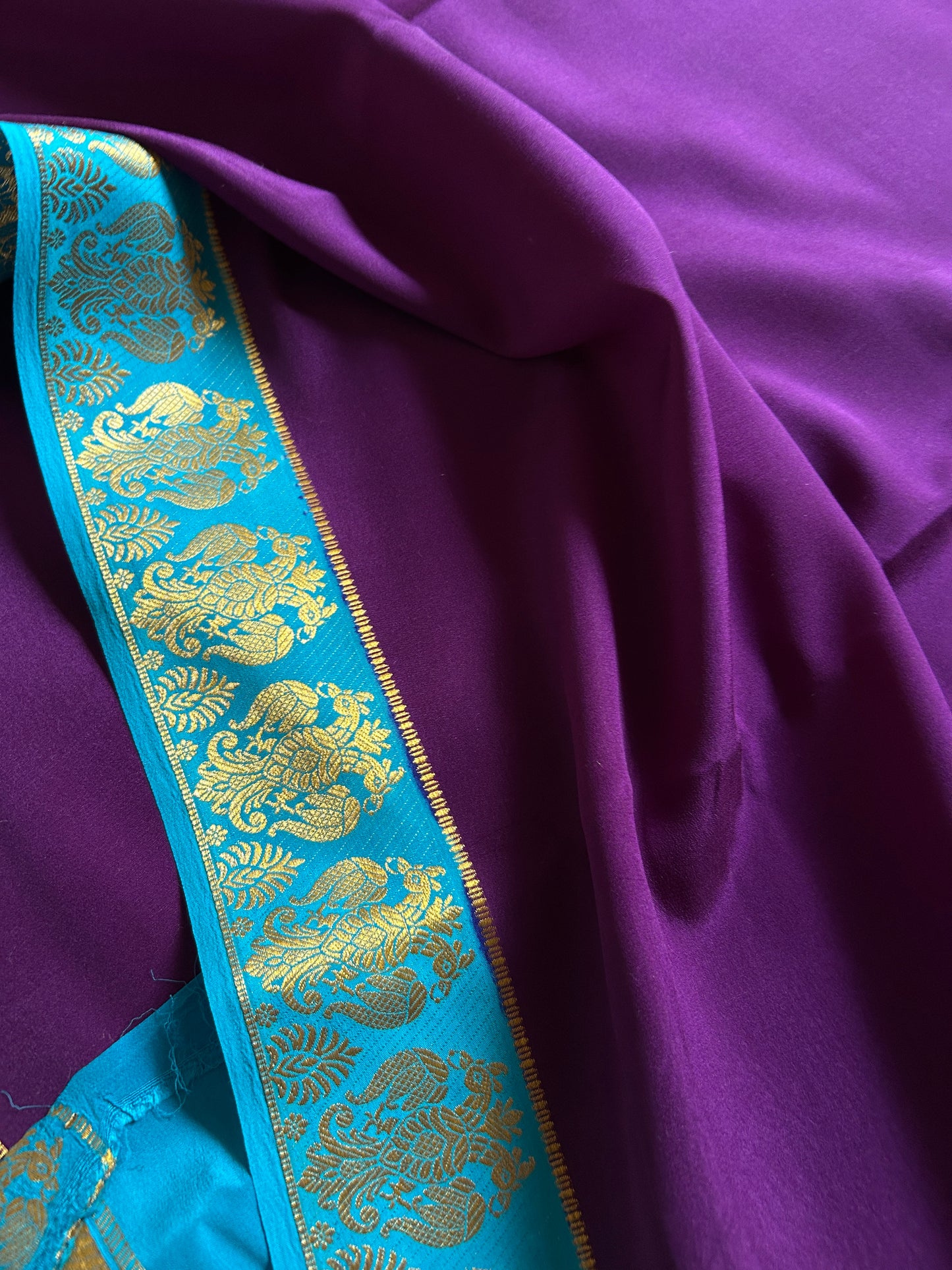 Veera (2D) : Violet-ananda blue