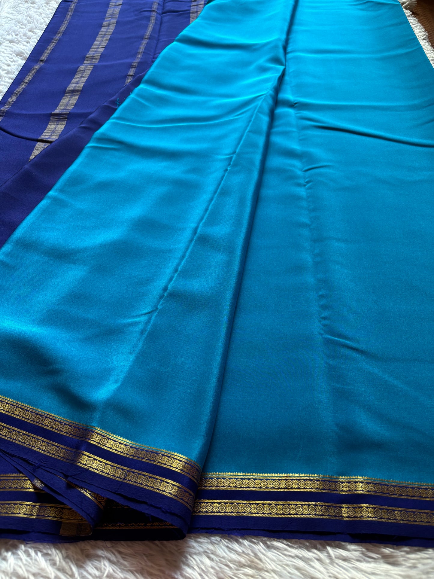 Surabhi (2D) : Ananda blue-navy blue